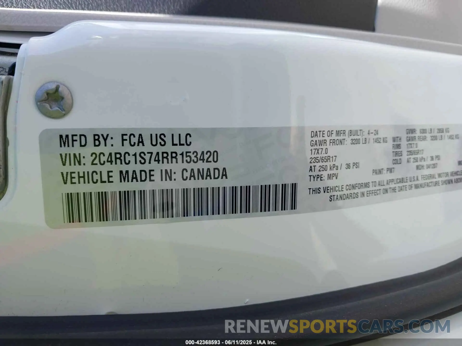 9 Photograph of a damaged car 2C4RC1S74RR153420 CHRYSLER PACIFICA HYBRID 2024