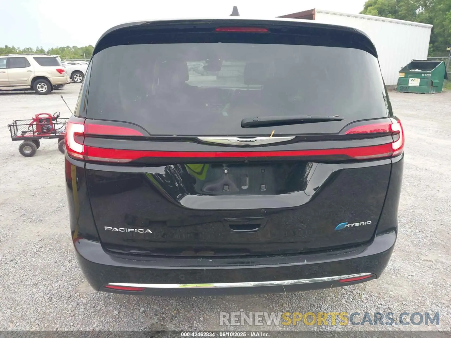 17 Photograph of a damaged car 2C4RC1S74RR169438 CHRYSLER PACIFICA HYBRID 2024