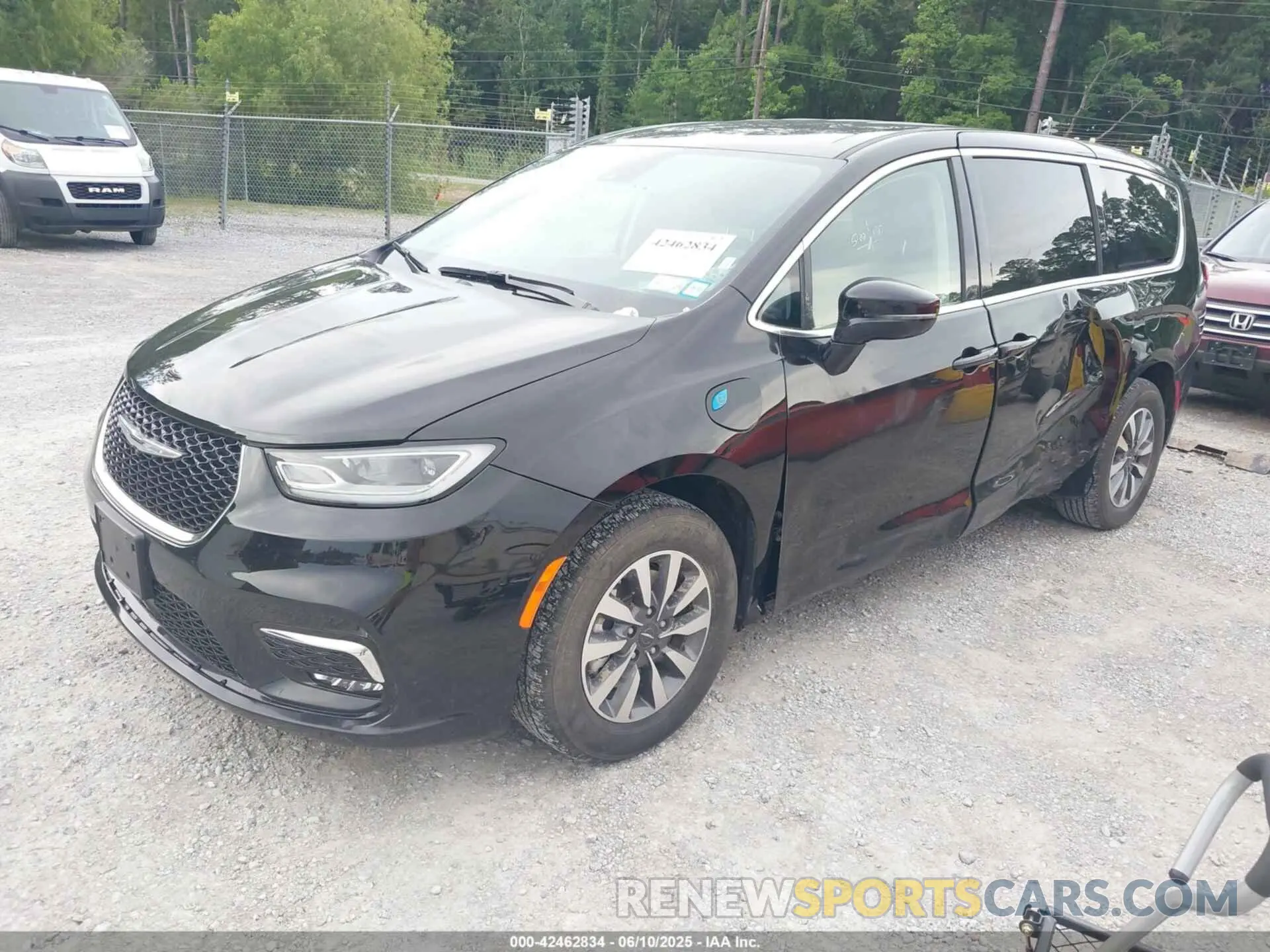 2 Photograph of a damaged car 2C4RC1S74RR169438 CHRYSLER PACIFICA HYBRID 2024