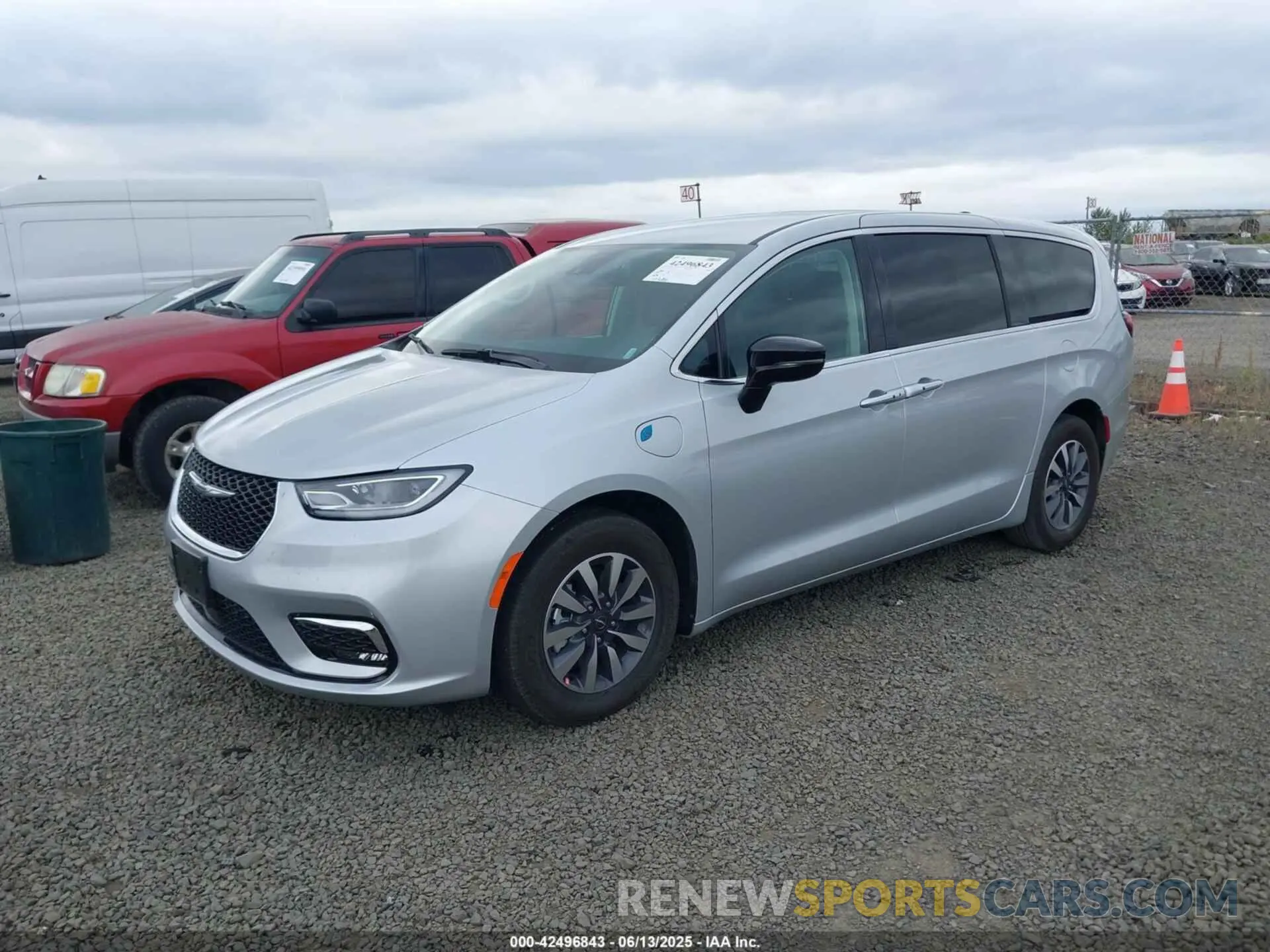 2 Photograph of a damaged car 2C4RC1S75RR156715 CHRYSLER PACIFICA HYBRID 2024