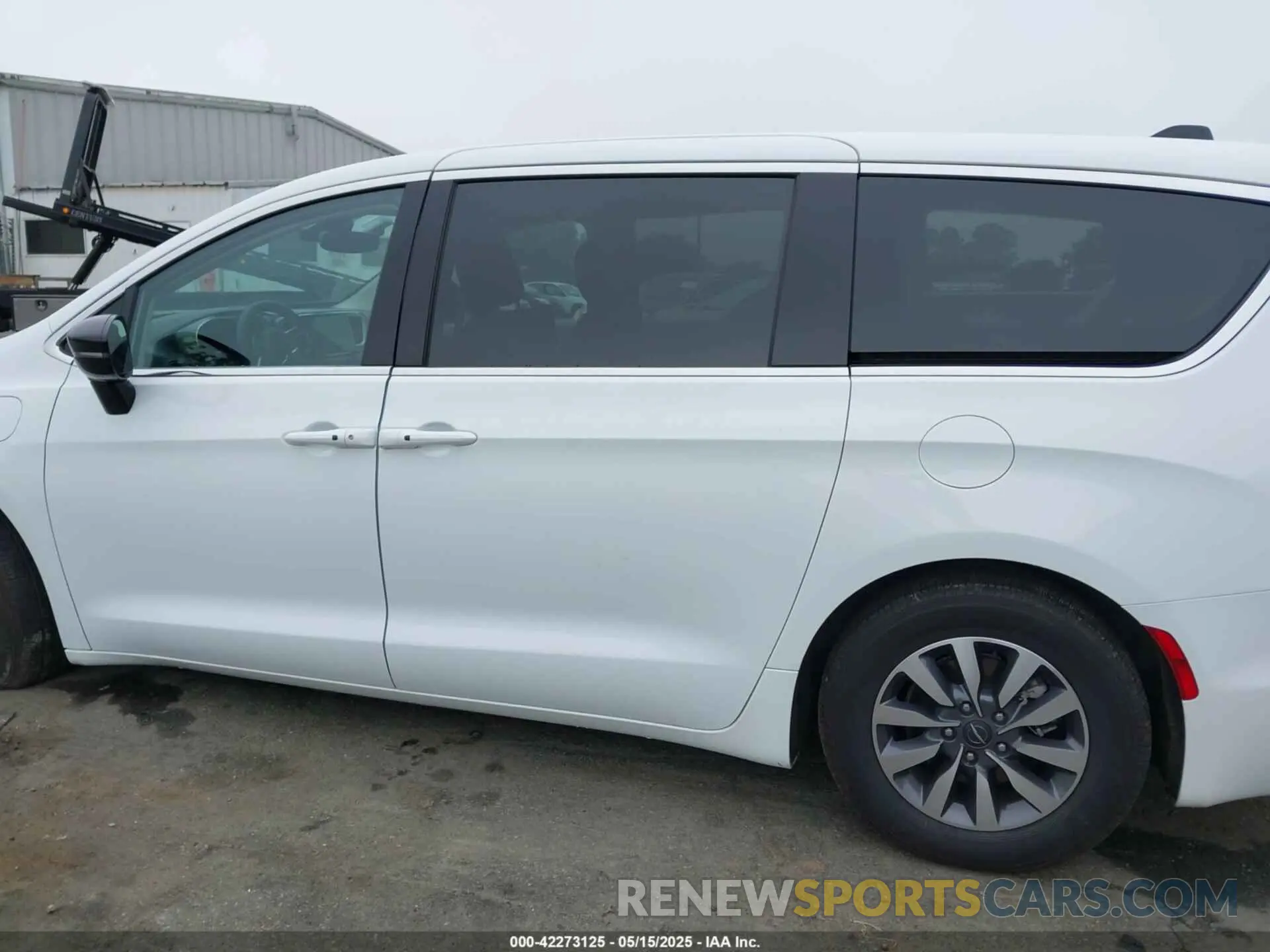 13 Фотография поврежденного автомобиля 2C4RC1S78RR150309 CHRYSLER PACIFICA HYBRID 2024