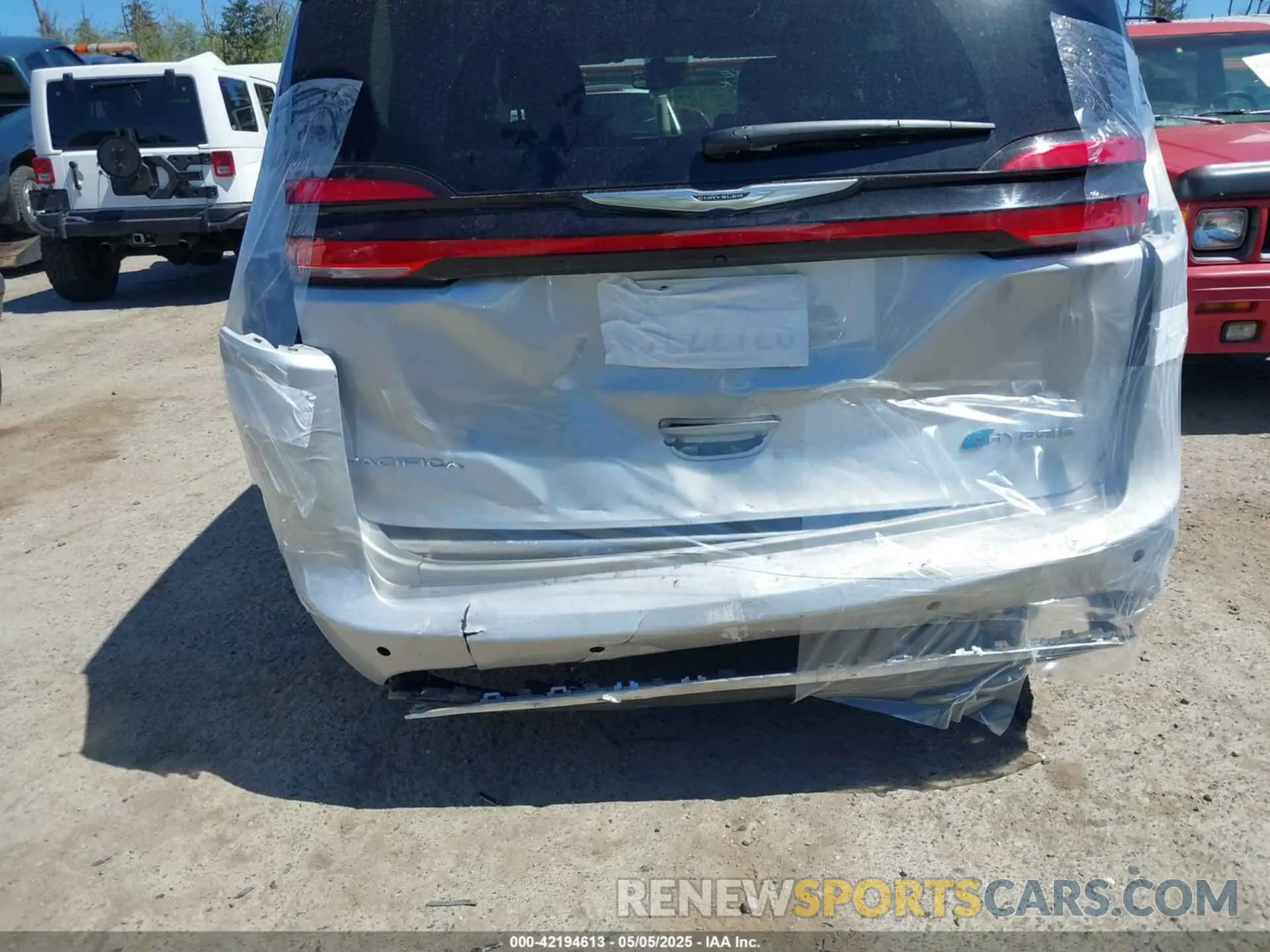 22 Фотография поврежденного автомобиля 2C4RC1S7XRR147332 CHRYSLER PACIFICA HYBRID 2024