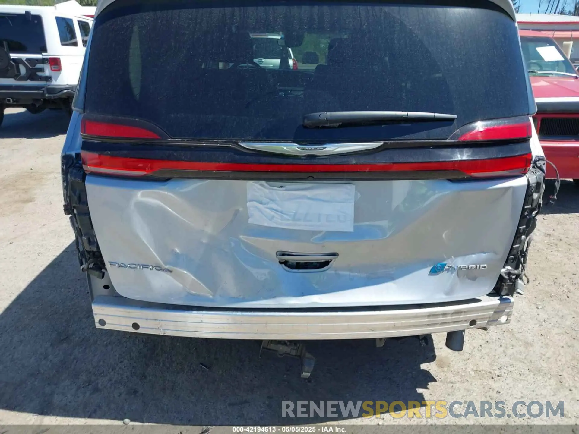 6 Фотография поврежденного автомобиля 2C4RC1S7XRR147332 CHRYSLER PACIFICA HYBRID 2024