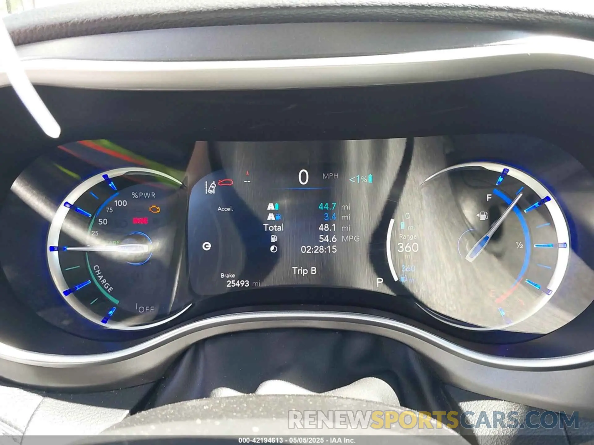 7 Фотография поврежденного автомобиля 2C4RC1S7XRR147332 CHRYSLER PACIFICA HYBRID 2024