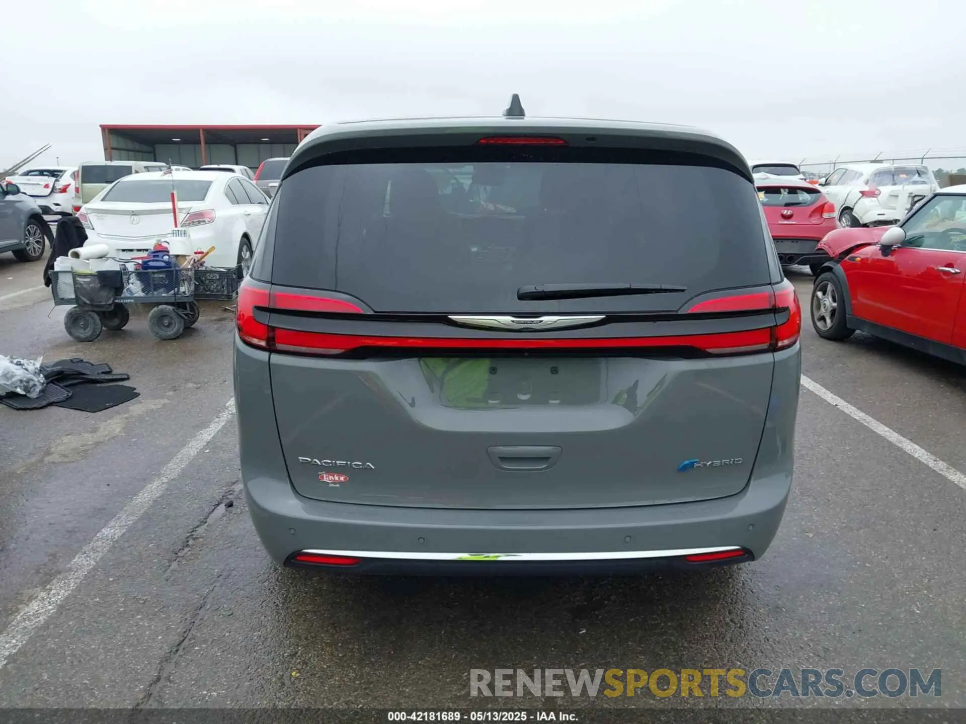 15 Фотография поврежденного автомобиля 2C4RC1S7XRR200143 CHRYSLER PACIFICA HYBRID 2024