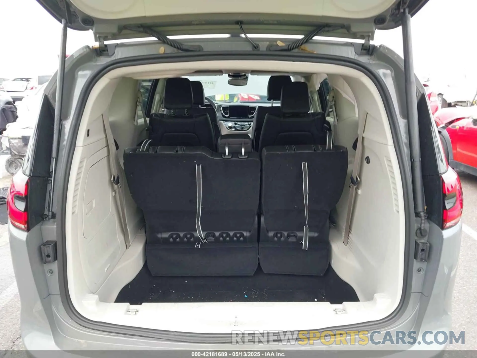 16 Фотография поврежденного автомобиля 2C4RC1S7XRR200143 CHRYSLER PACIFICA HYBRID 2024