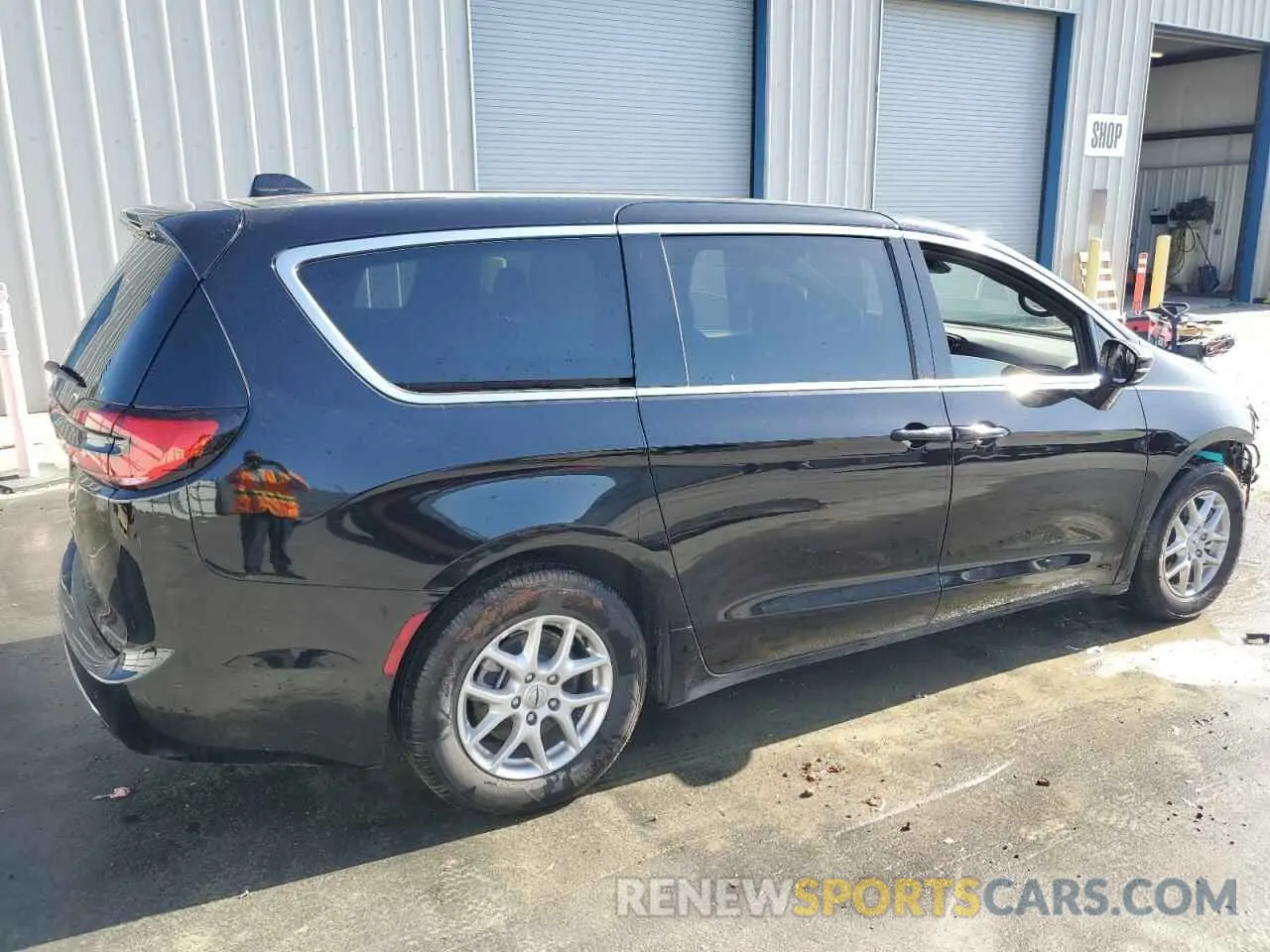3 Photograph of a damaged car 2C4RC1BG5SR503529 CHRYSLER PACIFICA S 2025