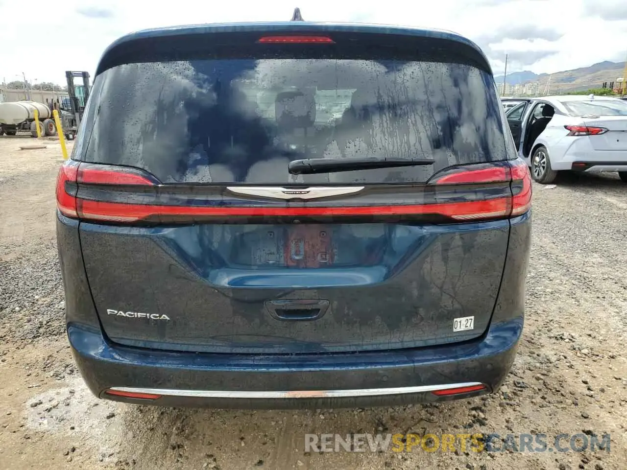 6 Photograph of a damaged car 2C4RC1BG6SR516936 CHRYSLER PACIFICA S 2025