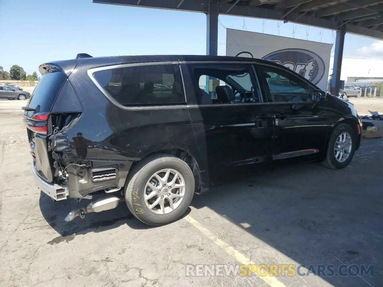 3 Photograph of a damaged car 2C4RC1BG8SR529946 CHRYSLER PACIFICA S 2025