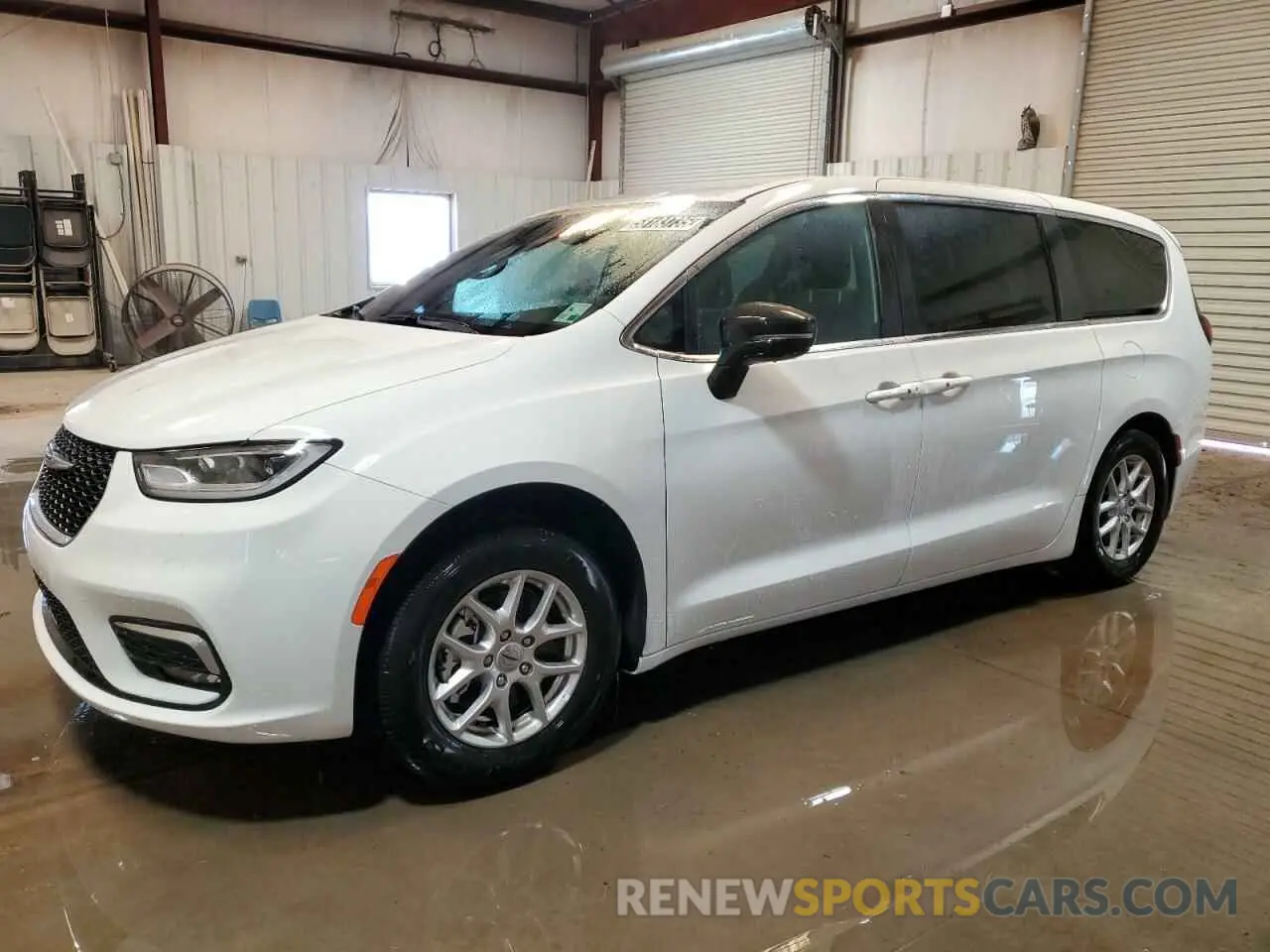 1 Photograph of a damaged car 2C4RC1BGXSR541564 CHRYSLER PACIFICA S 2025
