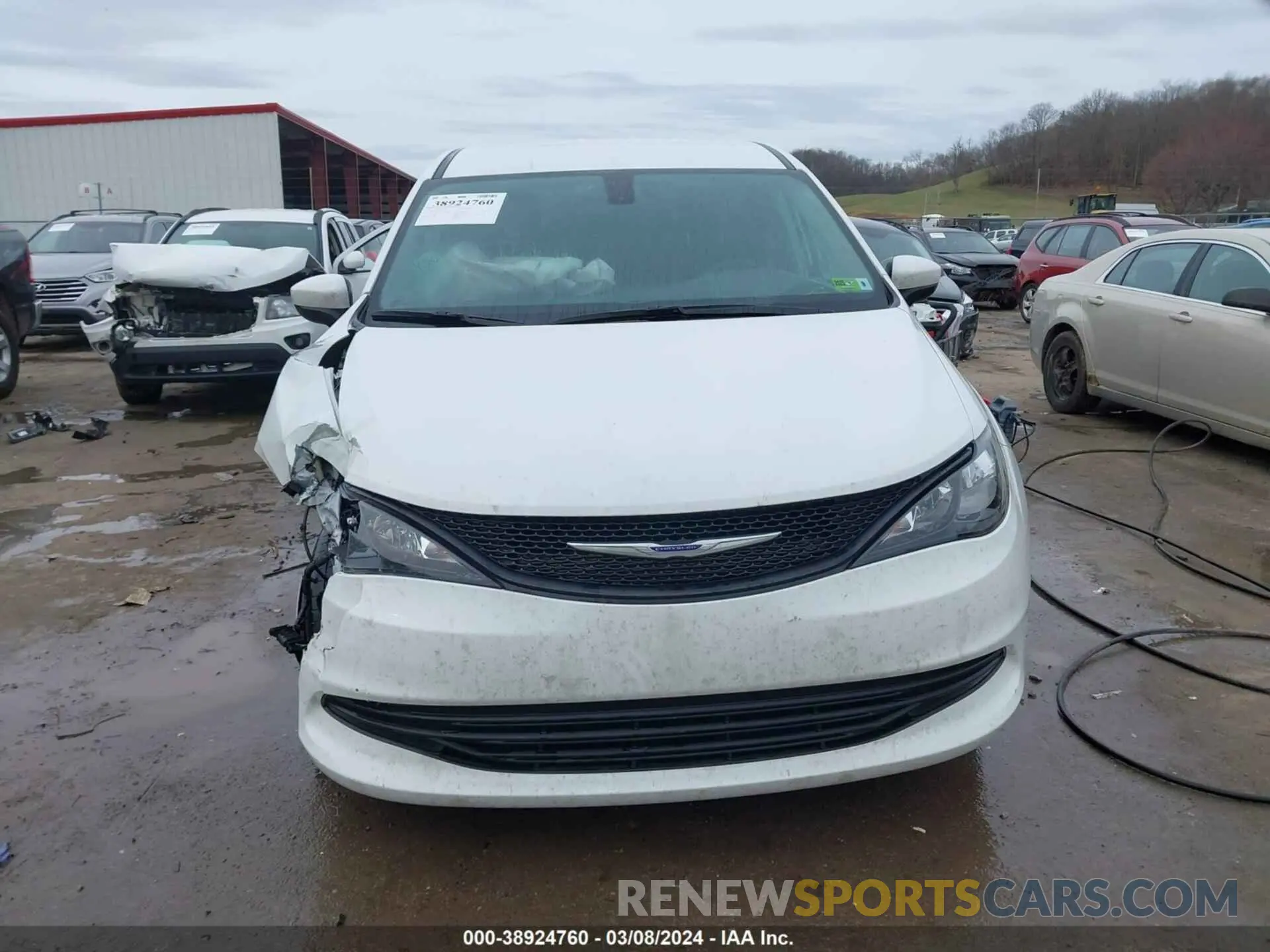 12 Photograph of a damaged car 2C4RC1AG2LR266520 CHRYSLER VOYAGER 2020
