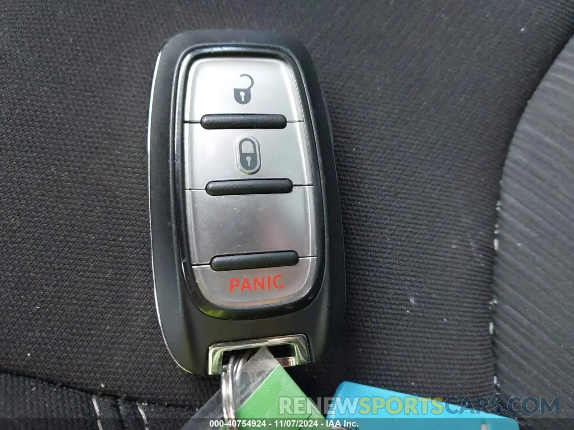 11 Фотография поврежденного автомобиля 2C4RC1AG9LR245566 CHRYSLER VOYAGER 2020