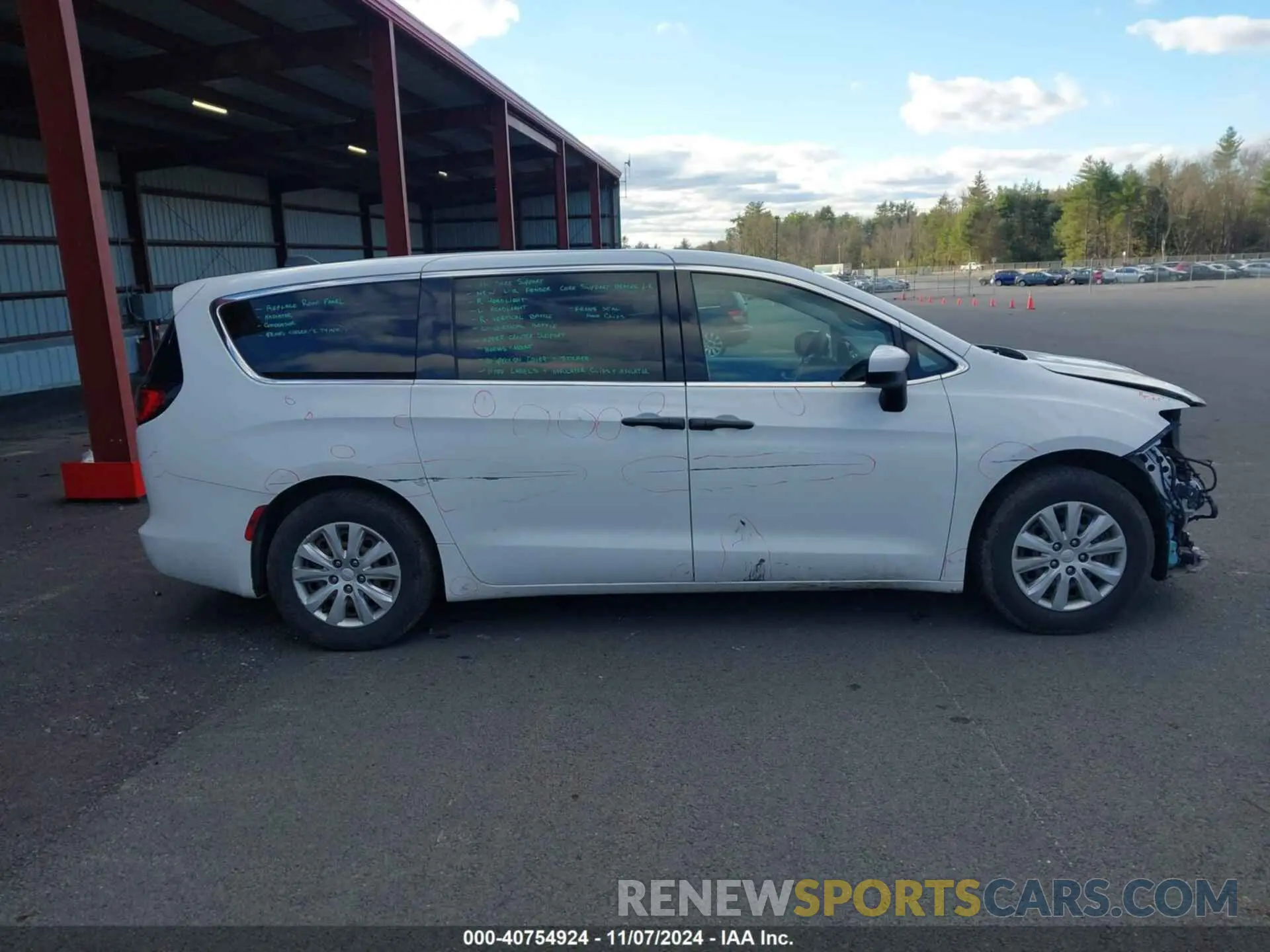 14 Фотография поврежденного автомобиля 2C4RC1AG9LR245566 CHRYSLER VOYAGER 2020