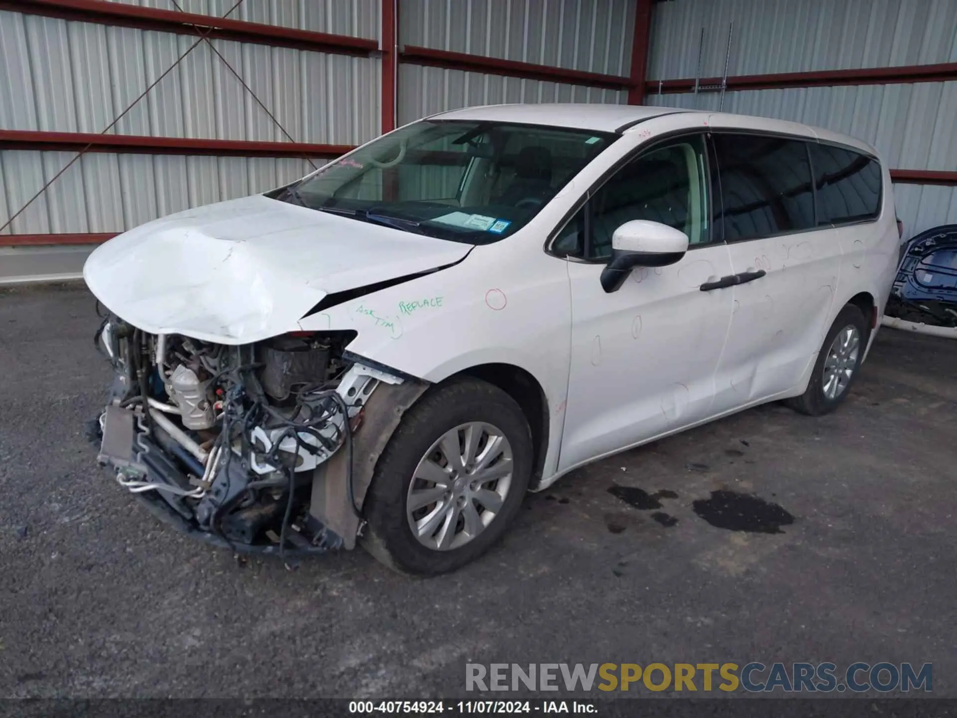 2 Фотография поврежденного автомобиля 2C4RC1AG9LR245566 CHRYSLER VOYAGER 2020
