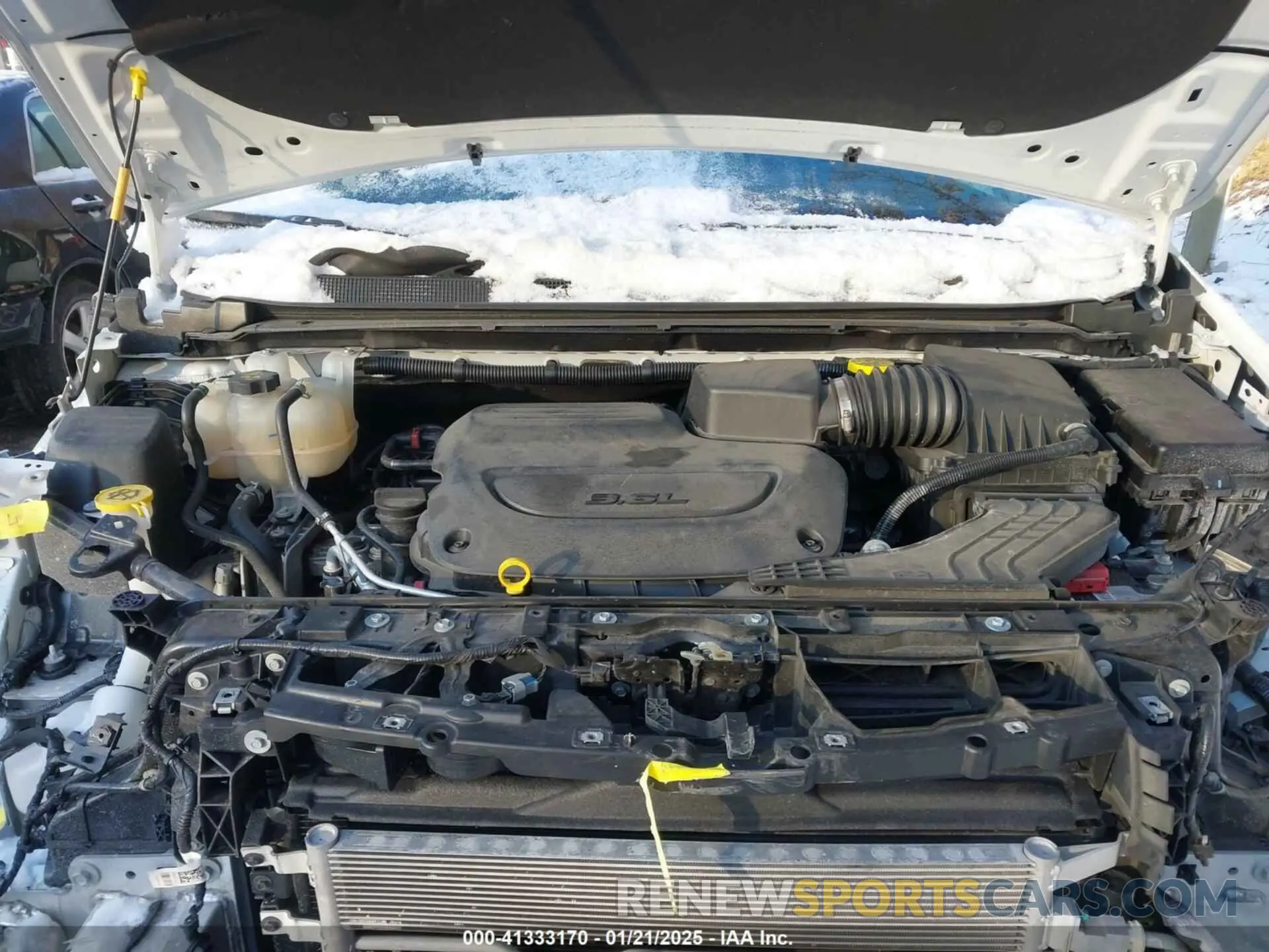 10 Фотография поврежденного автомобиля 2C4RC1CG7LR287442 CHRYSLER VOYAGER 2020