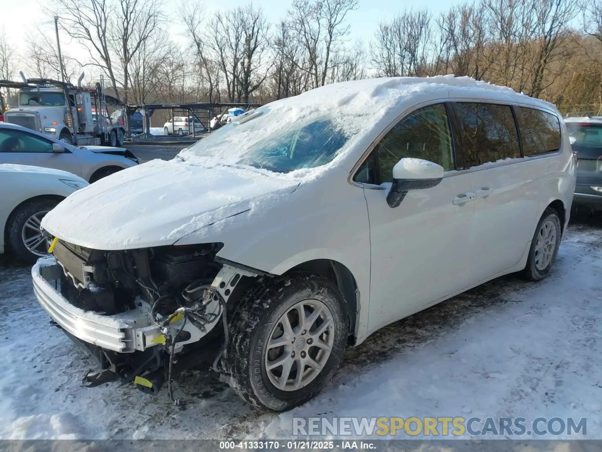 2 Фотография поврежденного автомобиля 2C4RC1CG7LR287442 CHRYSLER VOYAGER 2020