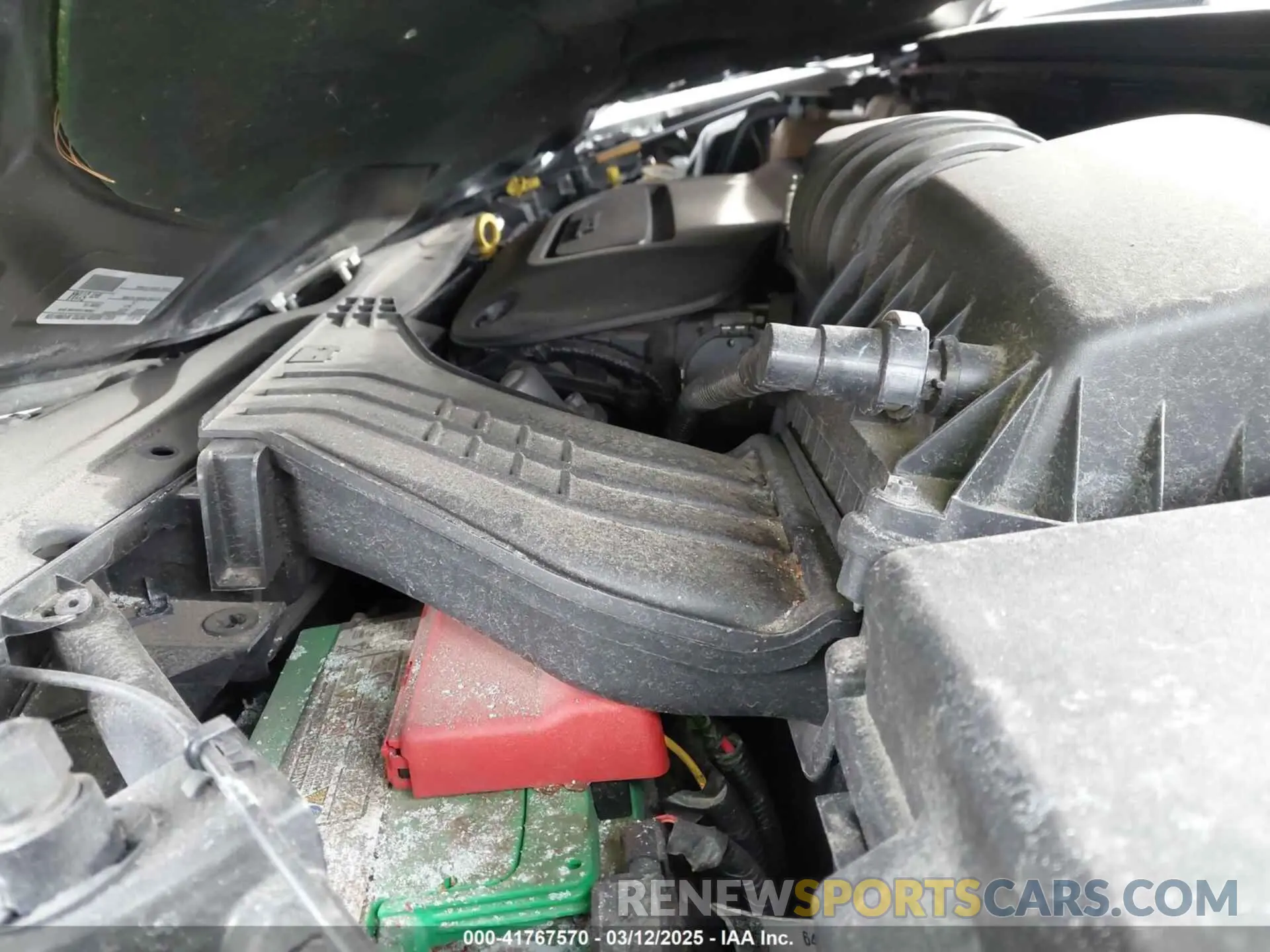 10 Фотография поврежденного автомобиля 2C4RC1DG2LR266058 CHRYSLER VOYAGER 2020