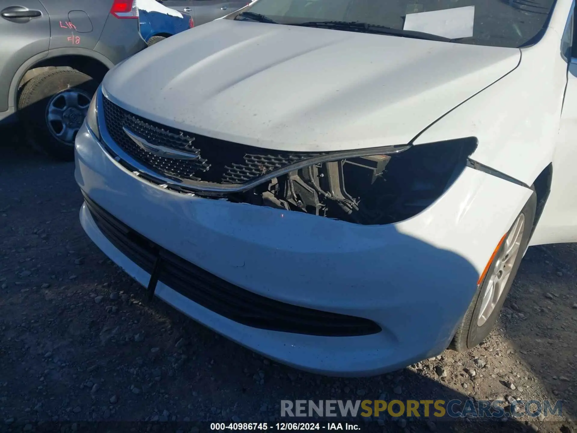 6 Фотография поврежденного автомобиля 2C4RC1DG4LR262433 CHRYSLER VOYAGER 2020