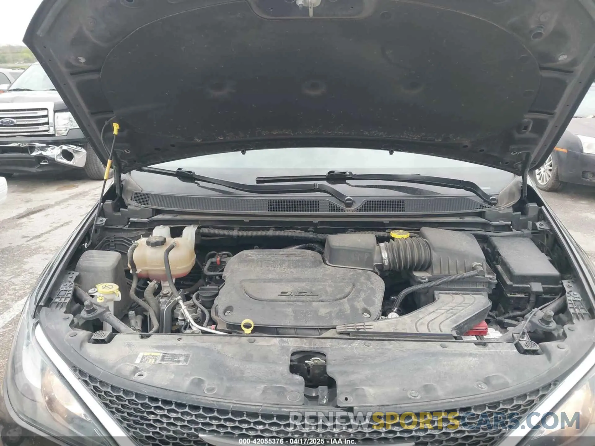 10 Фотография поврежденного автомобиля 2C4RC1DG5LR164284 CHRYSLER VOYAGER 2020