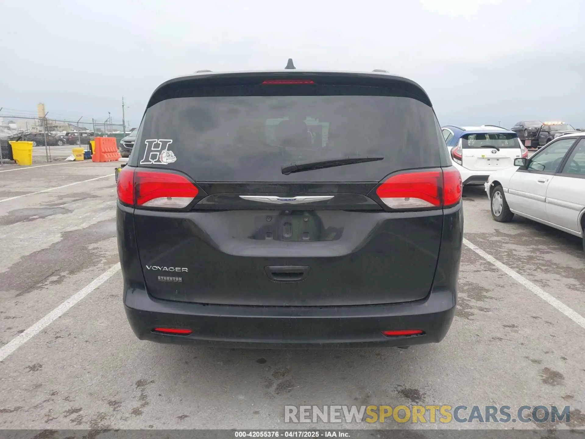 16 Фотография поврежденного автомобиля 2C4RC1DG5LR164284 CHRYSLER VOYAGER 2020