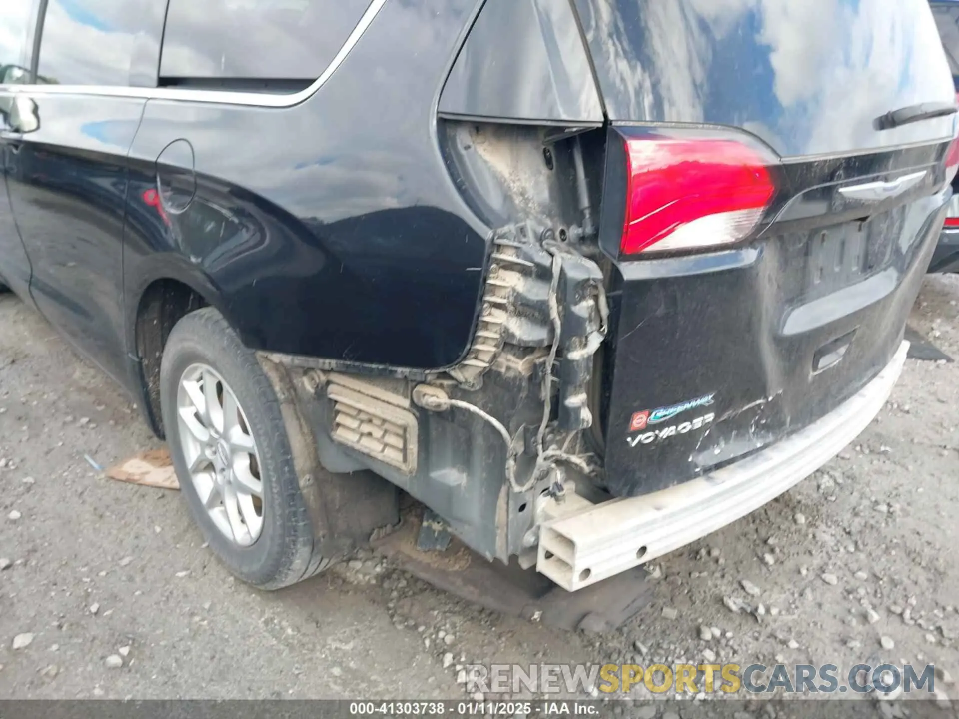 6 Фотография поврежденного автомобиля 2C4RC1DG7LR176839 CHRYSLER VOYAGER 2020