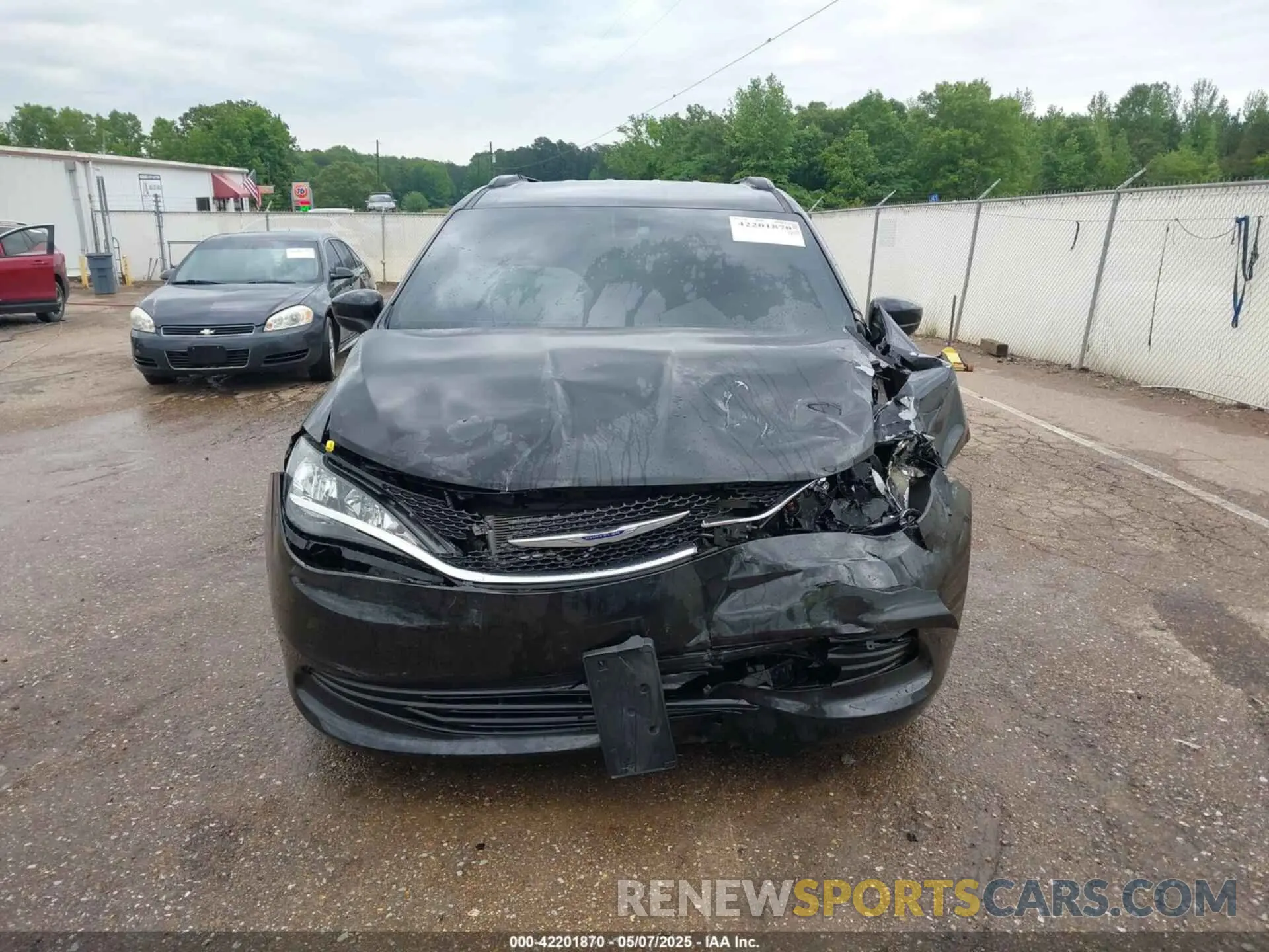 12 Photograph of a damaged car 2C4RC1DGXLR211860 CHRYSLER VOYAGER 2020