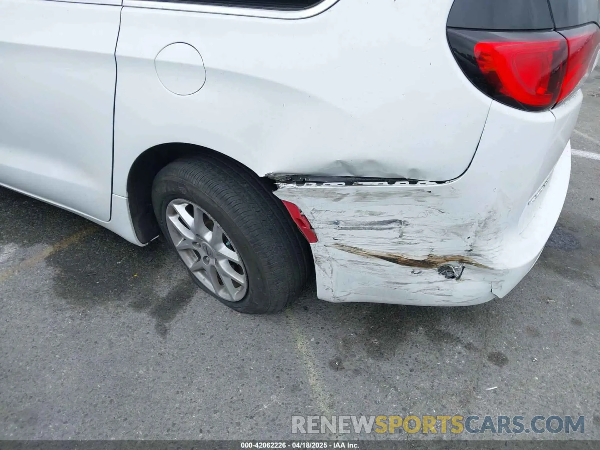 6 Фотография поврежденного автомобиля 2C4RC1DG2MR570735 CHRYSLER VOYAGER 2021