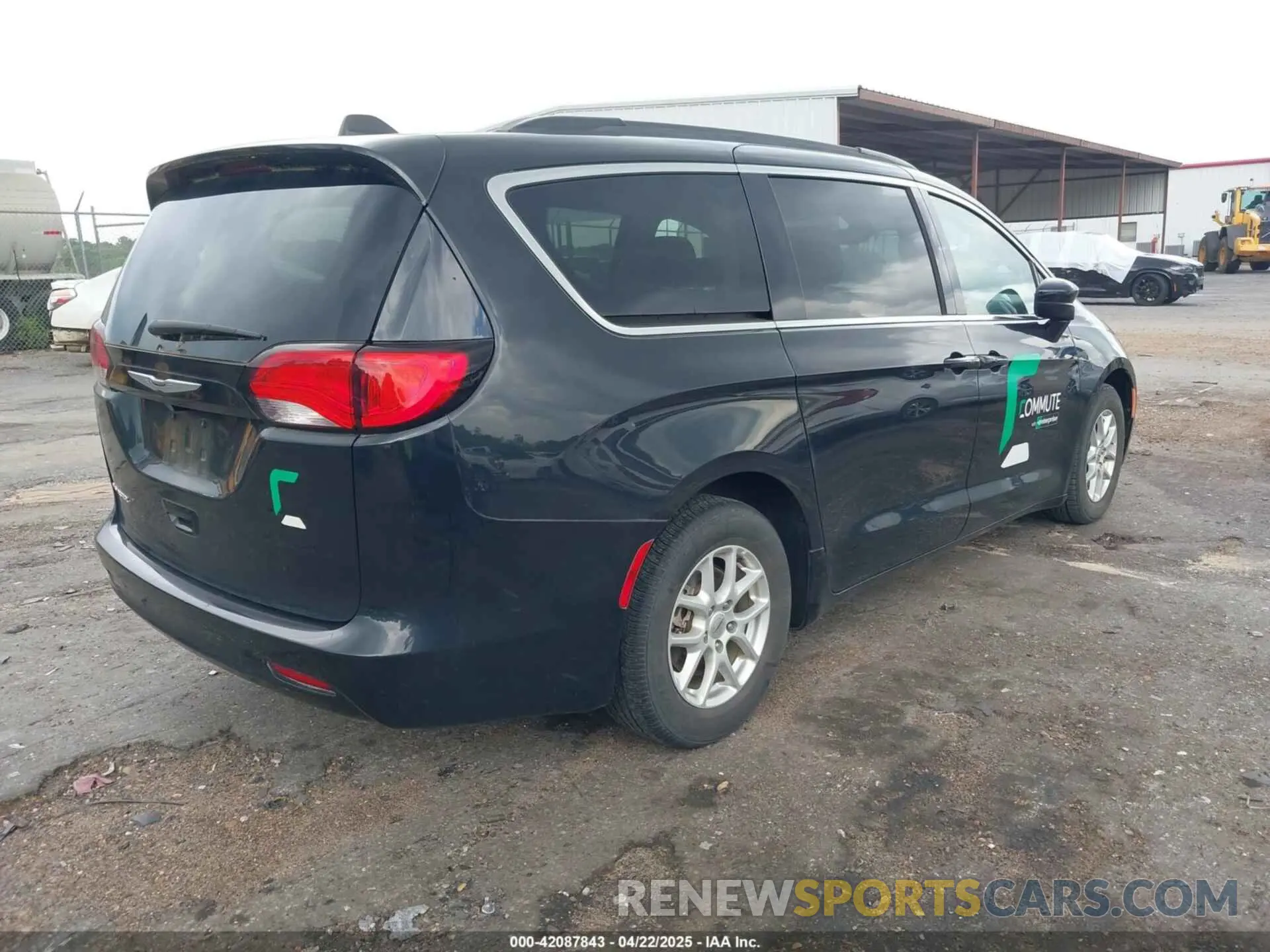 4 Фотография поврежденного автомобиля 2C4RC1DG3MR516831 CHRYSLER VOYAGER 2021