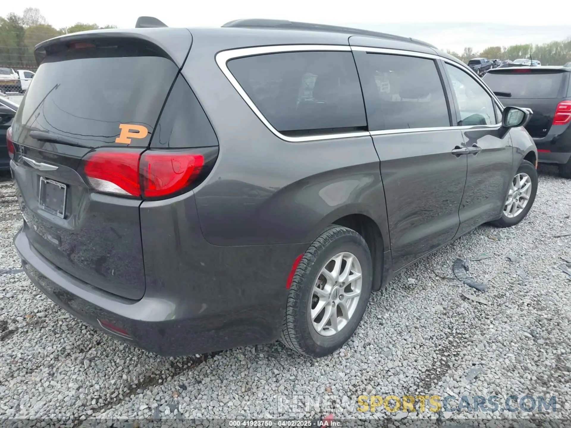 4 Фотография поврежденного автомобиля 2C4RC1DG5MR511890 CHRYSLER VOYAGER 2021
