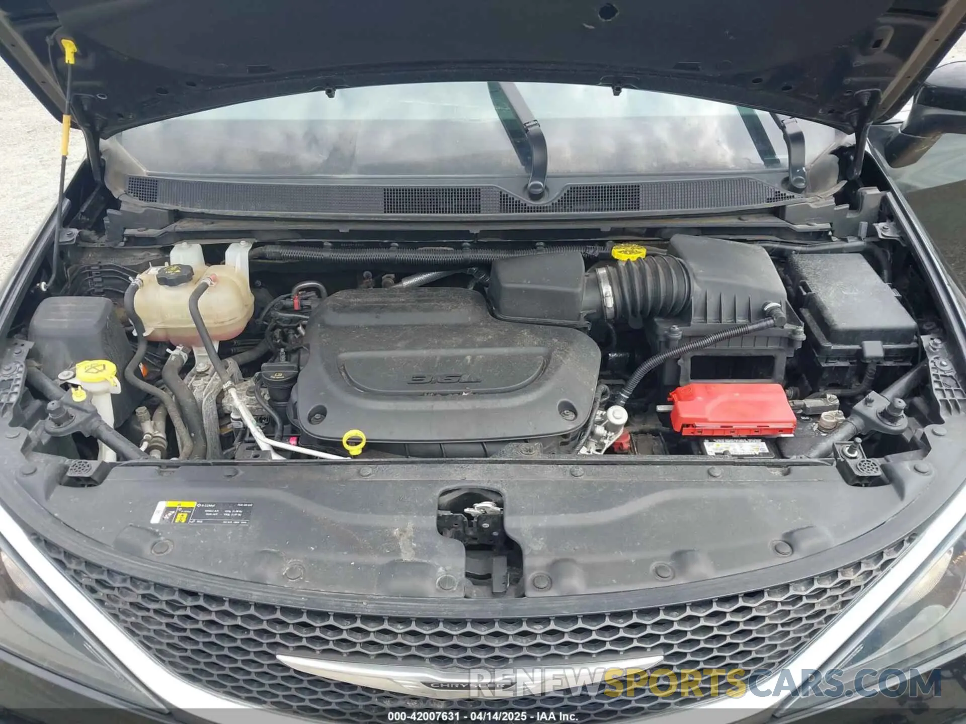10 Фотография поврежденного автомобиля 2C4RC1DG5MR532190 CHRYSLER VOYAGER 2021