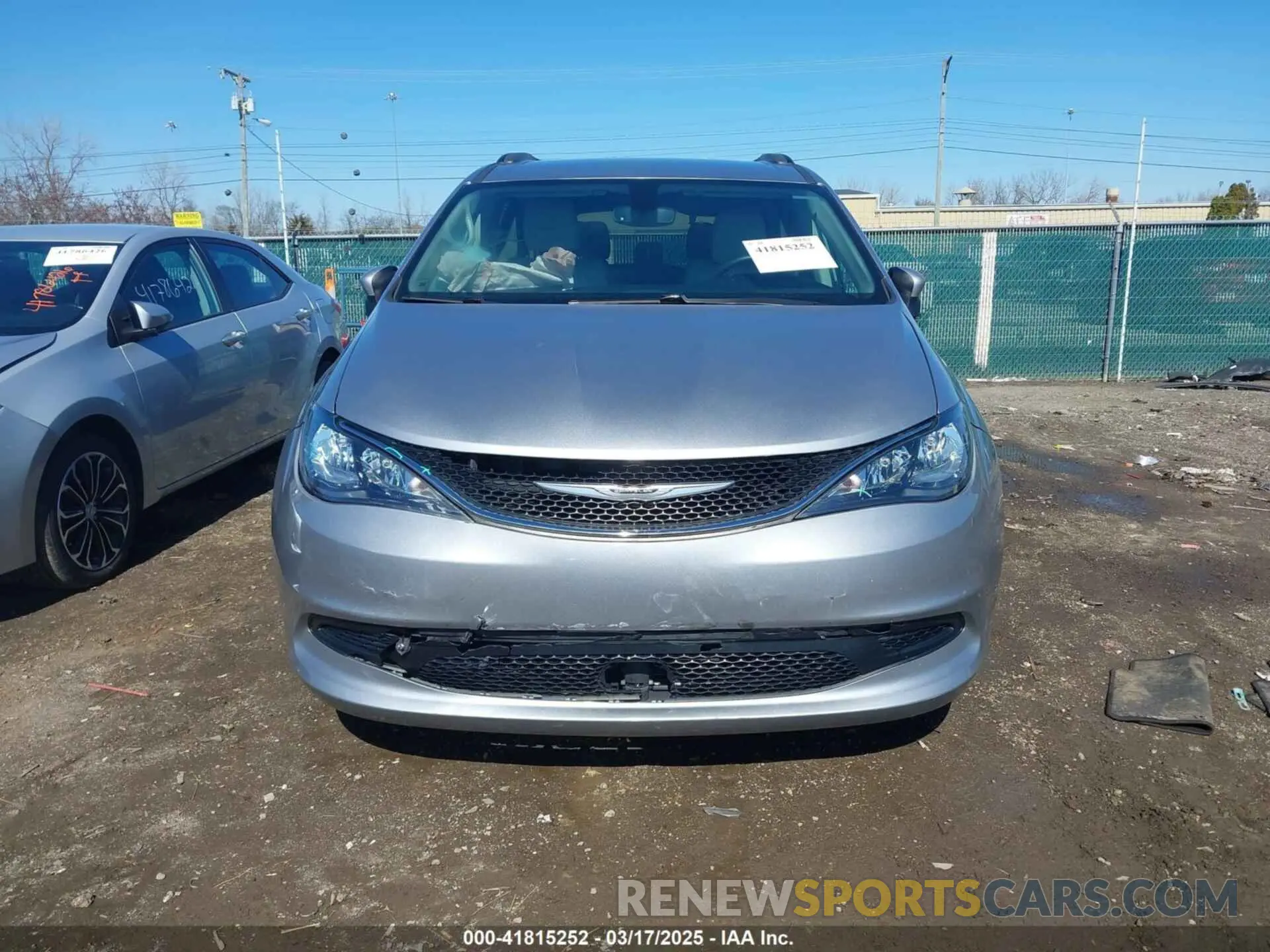 13 Фотография поврежденного автомобиля 2C4RC1DG5MR538328 CHRYSLER VOYAGER 2021