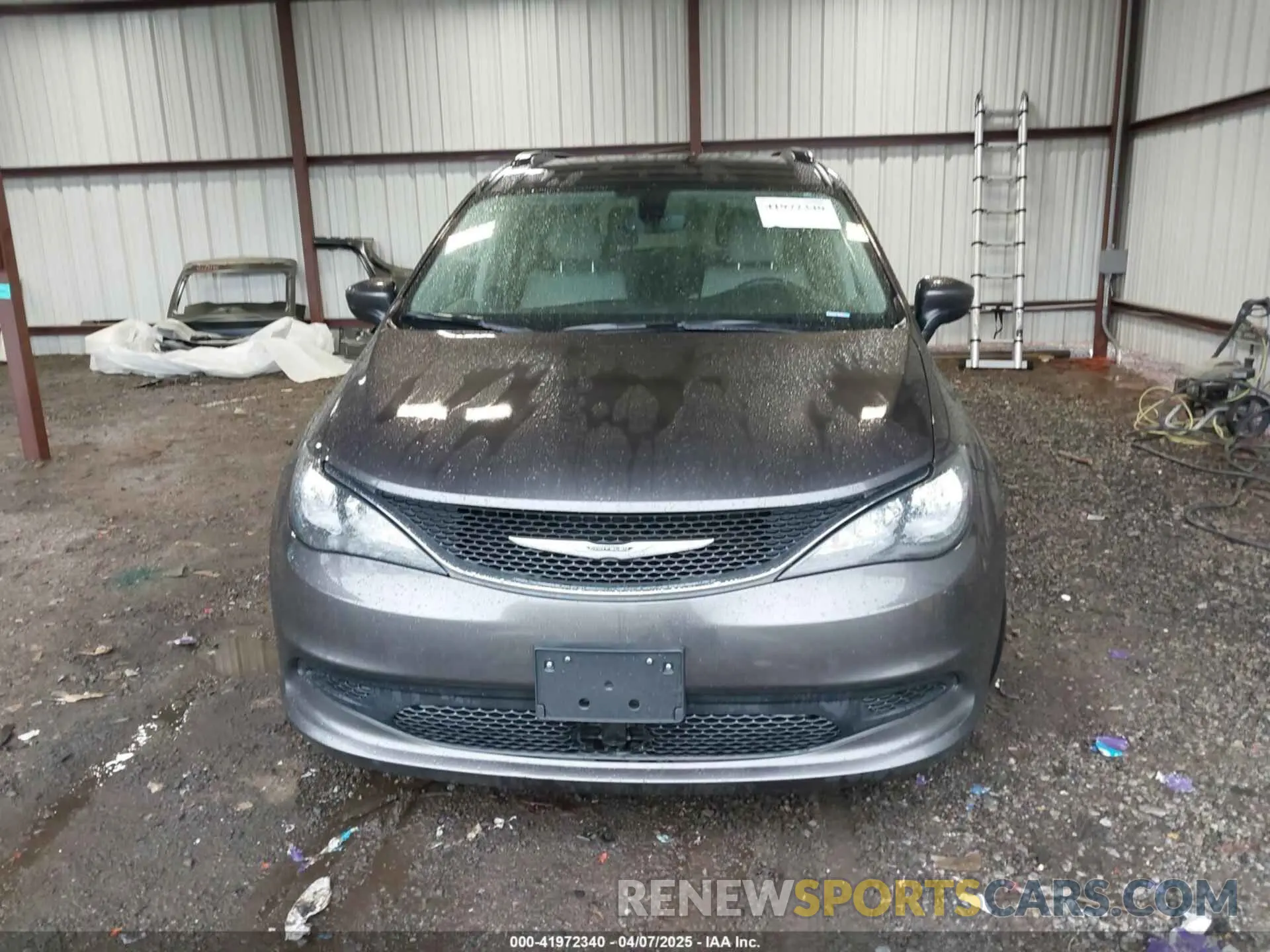 12 Photograph of a damaged car 2C4RC1DG6MR547412 CHRYSLER VOYAGER 2021