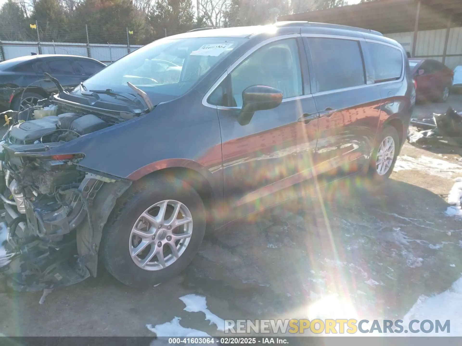 2 Фотография поврежденного автомобиля 2C4RC1DG7MR524009 CHRYSLER VOYAGER 2021