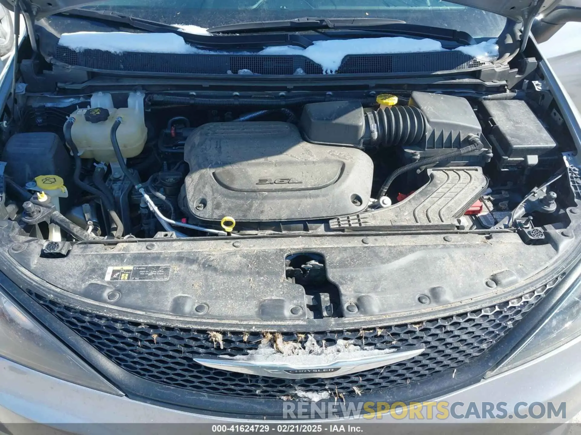 10 Фотография поврежденного автомобиля 2C4RC1DG7MR566518 CHRYSLER VOYAGER 2021