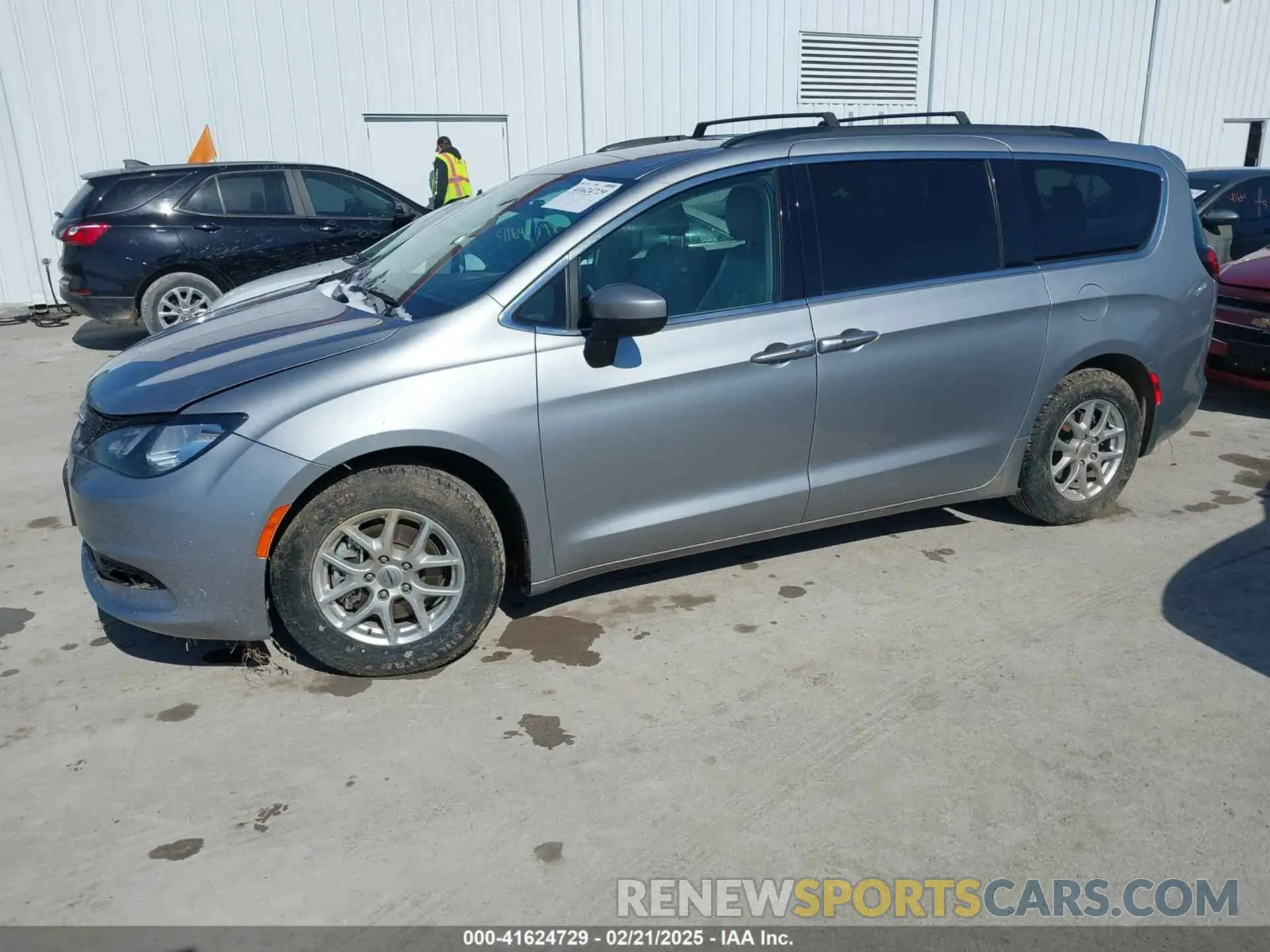 2 Фотография поврежденного автомобиля 2C4RC1DG7MR566518 CHRYSLER VOYAGER 2021