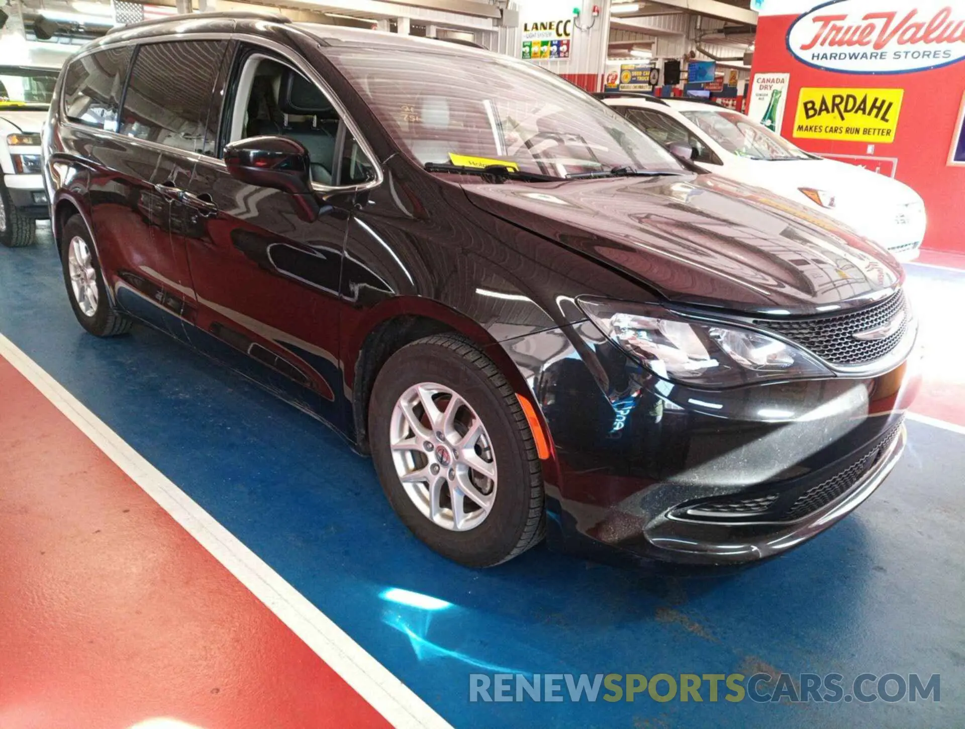 4 Фотография поврежденного автомобиля 2C4RC1DGXMR555075 CHRYSLER VOYAGER 2021