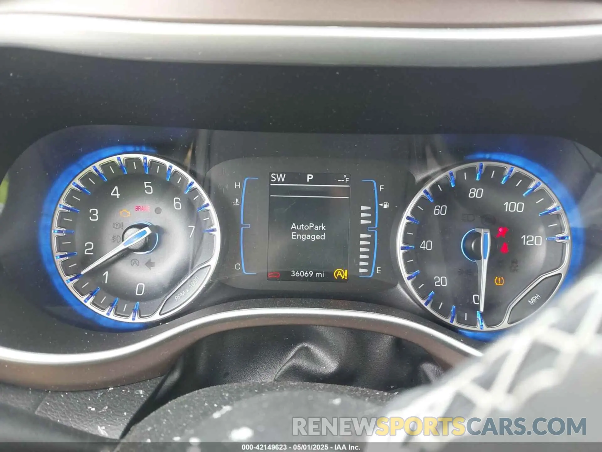 7 Фотография поврежденного автомобиля 2C4RC1CG2NR204647 CHRYSLER VOYAGER 2022
