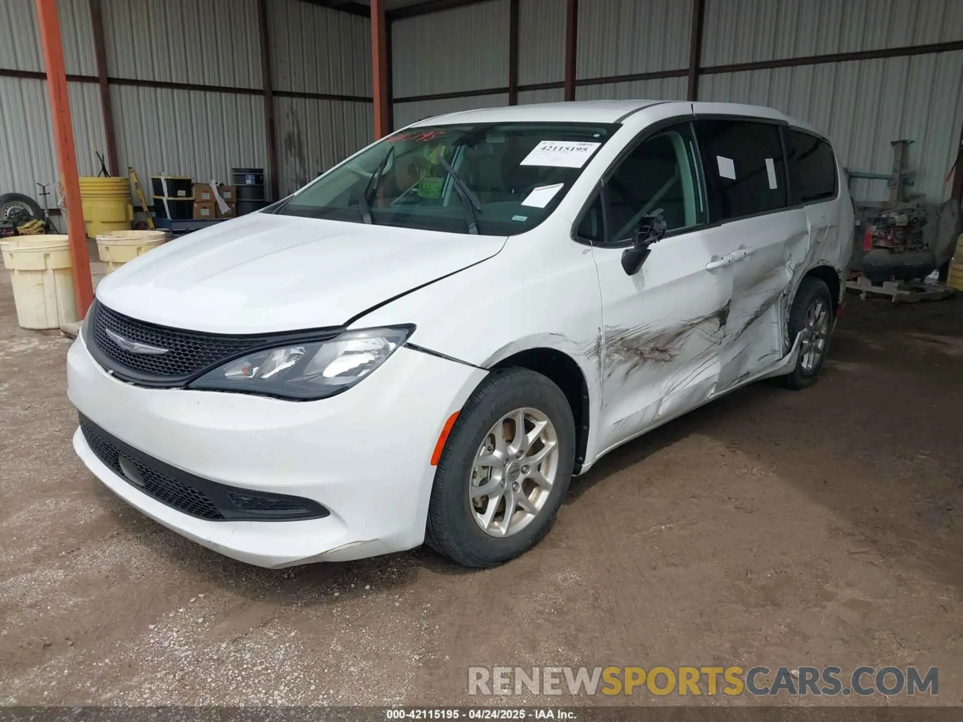 2 Фотография поврежденного автомобиля 2C4RC1CG2NR226082 CHRYSLER VOYAGER 2022