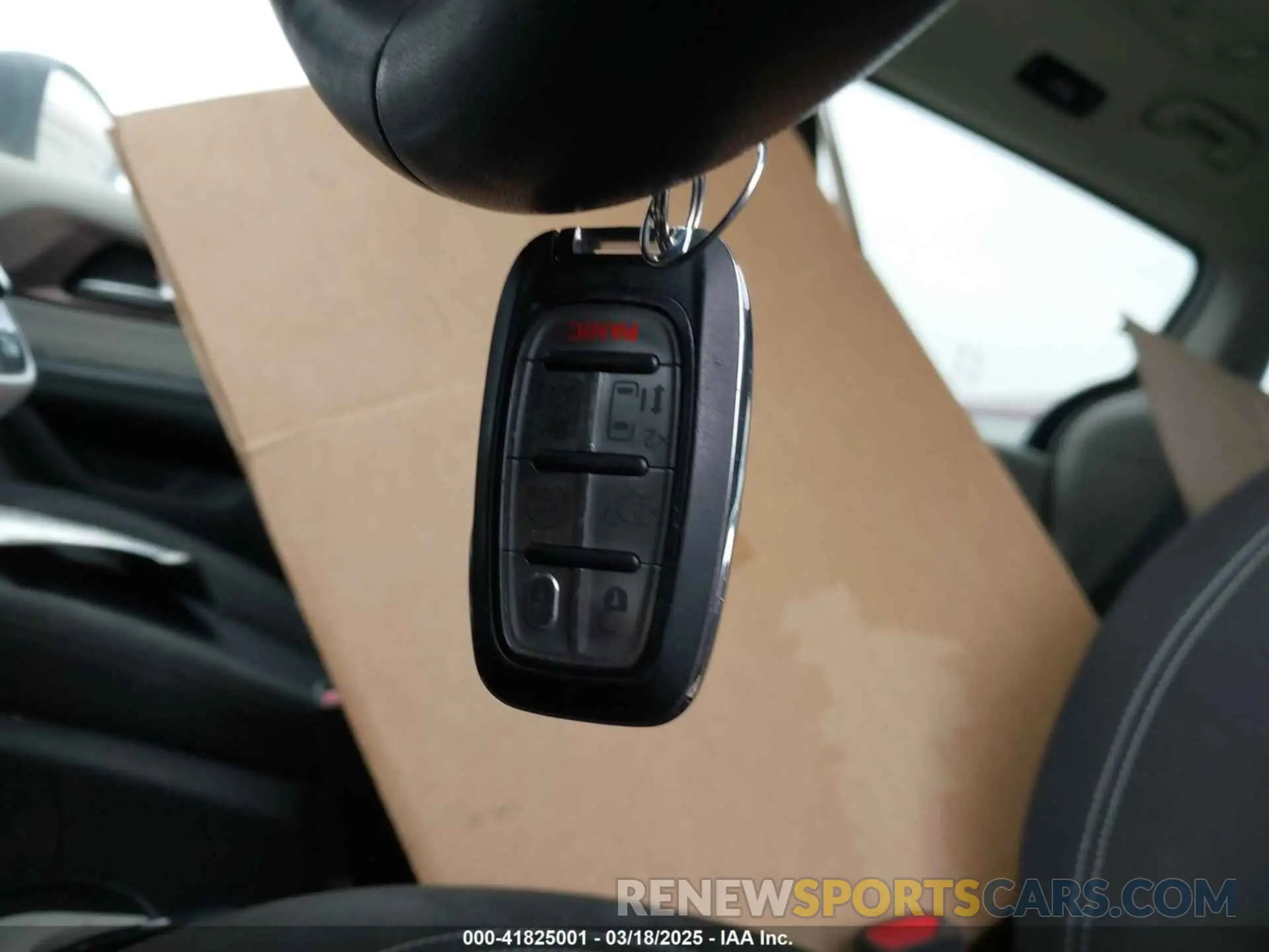 11 Фотография поврежденного автомобиля 2C4RC1CG4NR103397 CHRYSLER VOYAGER 2022