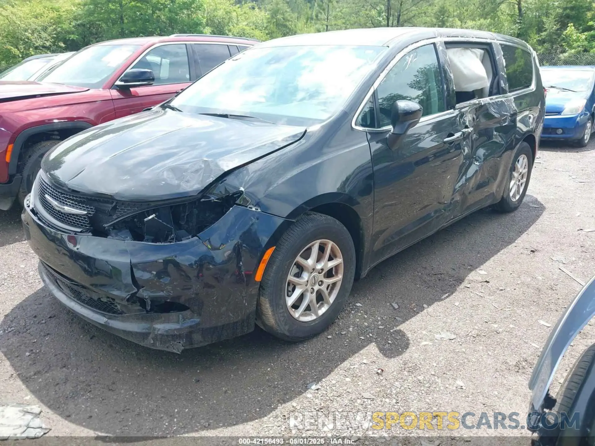 2 Фотография поврежденного автомобиля 2C4RC1CG9NR126478 CHRYSLER VOYAGER 2022