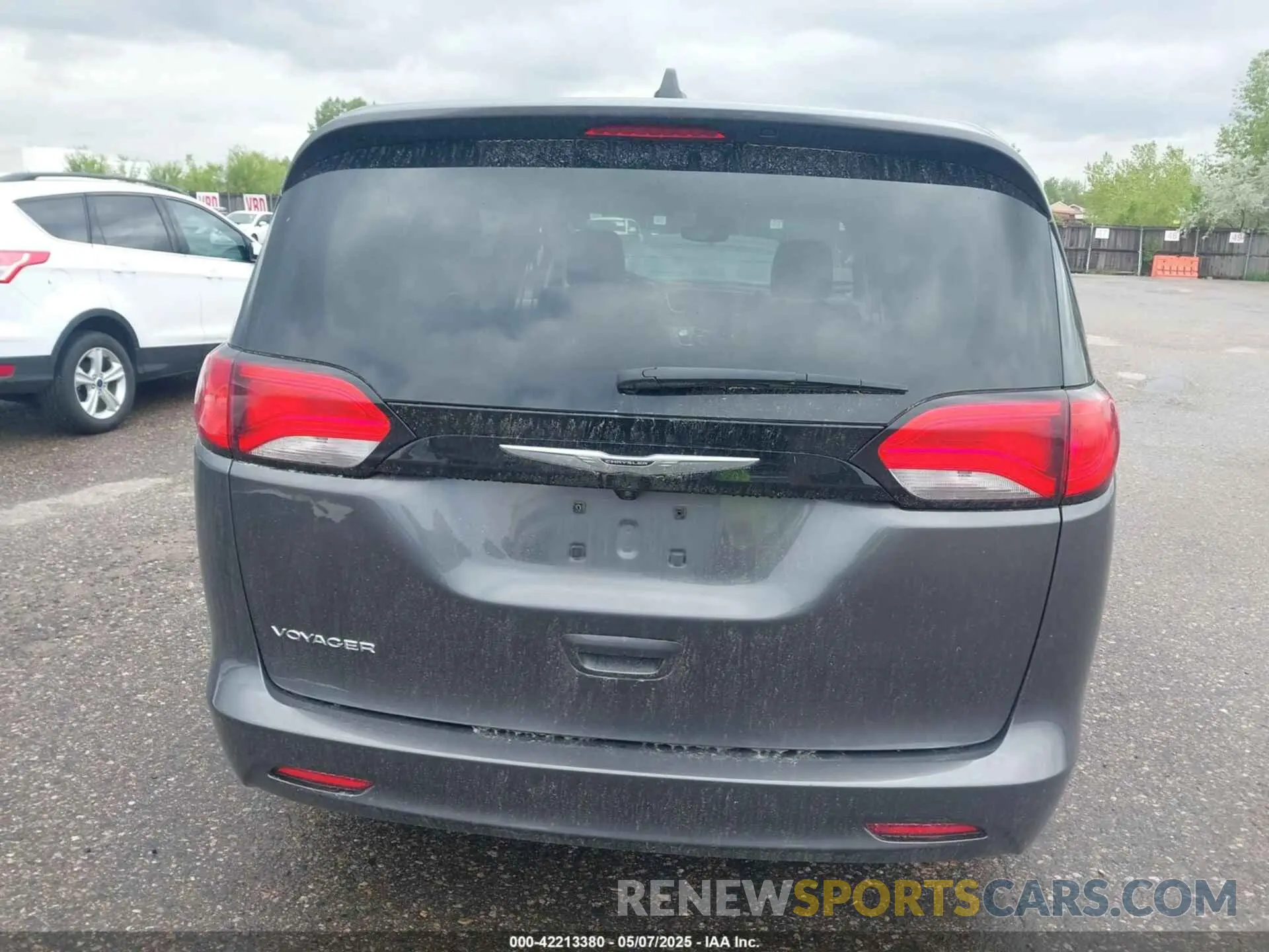 16 Фотография поврежденного автомобиля 2C4RC1CG1PR610616 CHRYSLER VOYAGER 2023