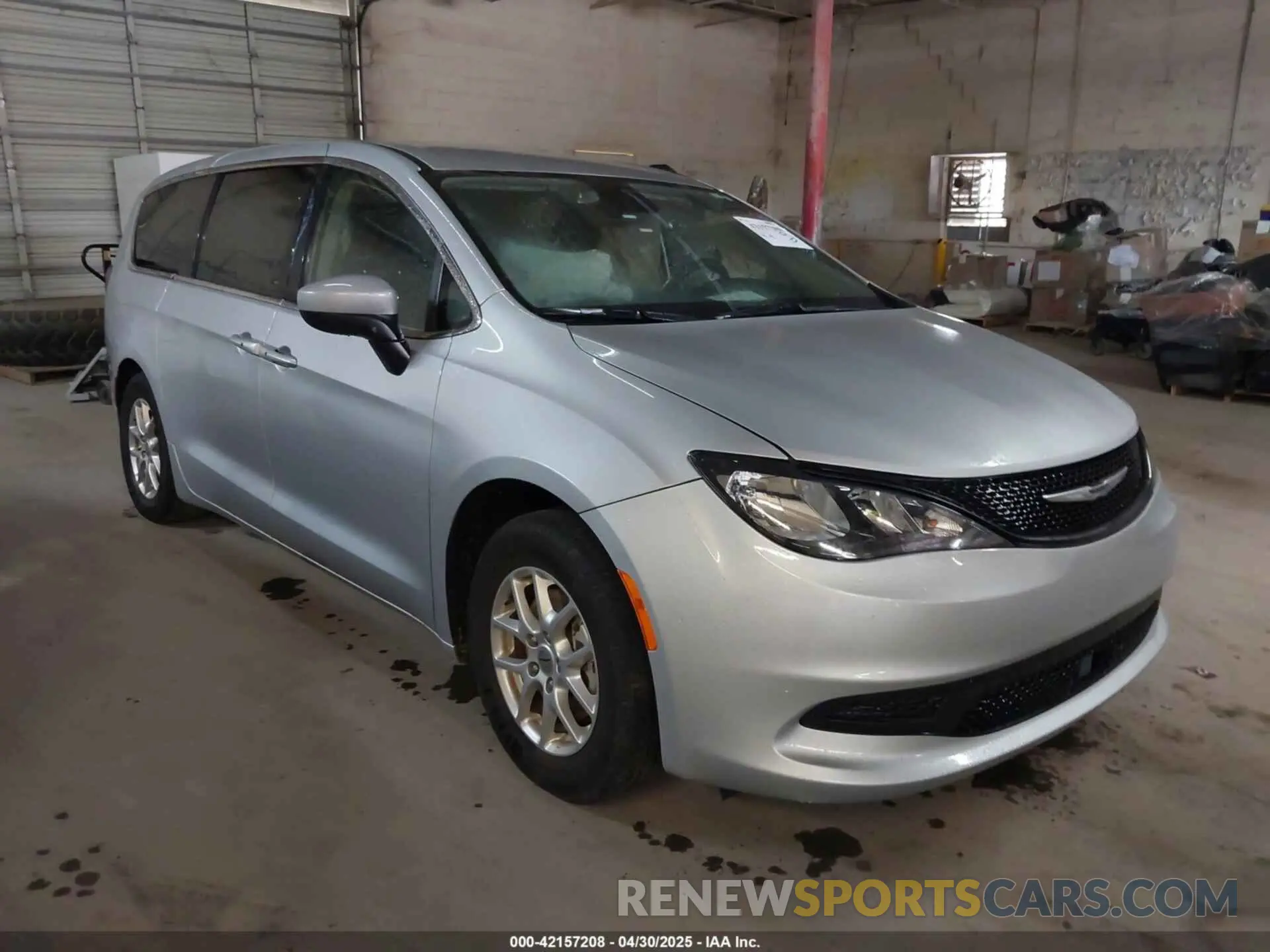 1 Фотография поврежденного автомобиля 2C4RC1CG6PR549246 CHRYSLER VOYAGER 2023
