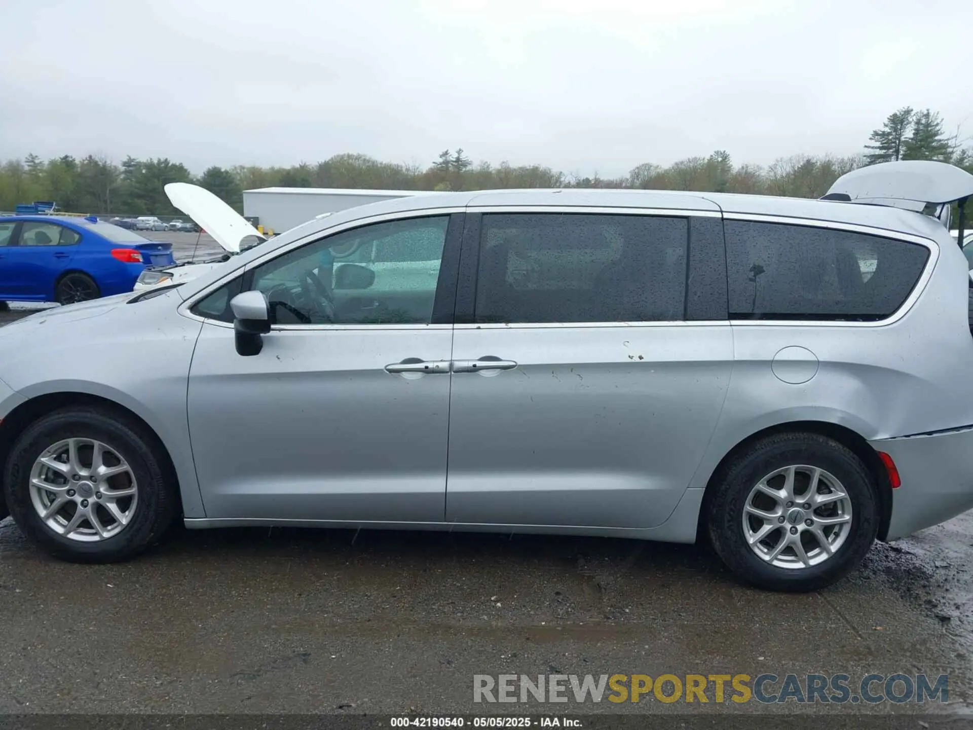 14 Фотография поврежденного автомобиля 2C4RC1CG6PR616945 CHRYSLER VOYAGER 2023