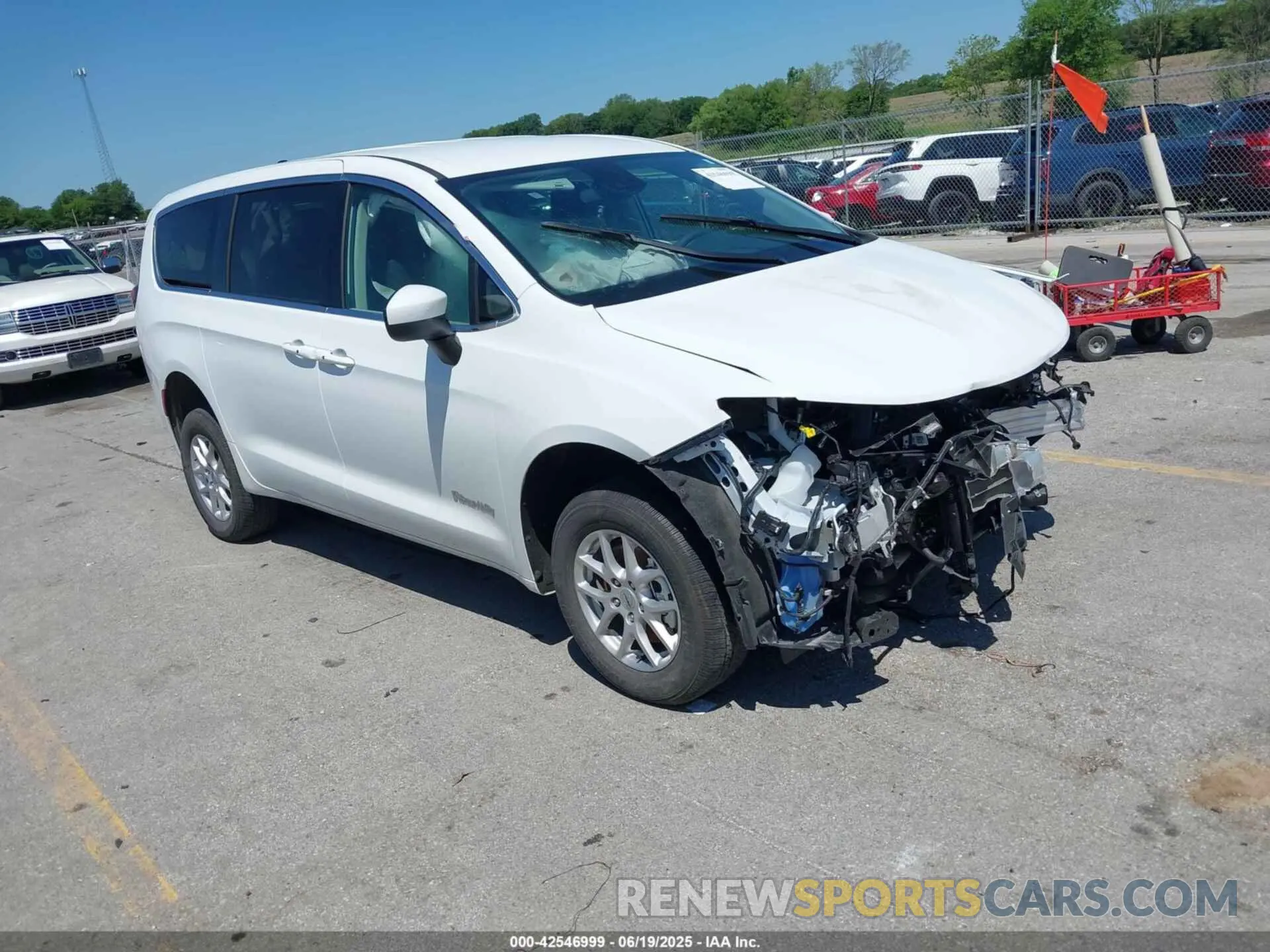 1 Photograph of a damaged car 2C4RC1CGXPR537584 CHRYSLER VOYAGER 2023