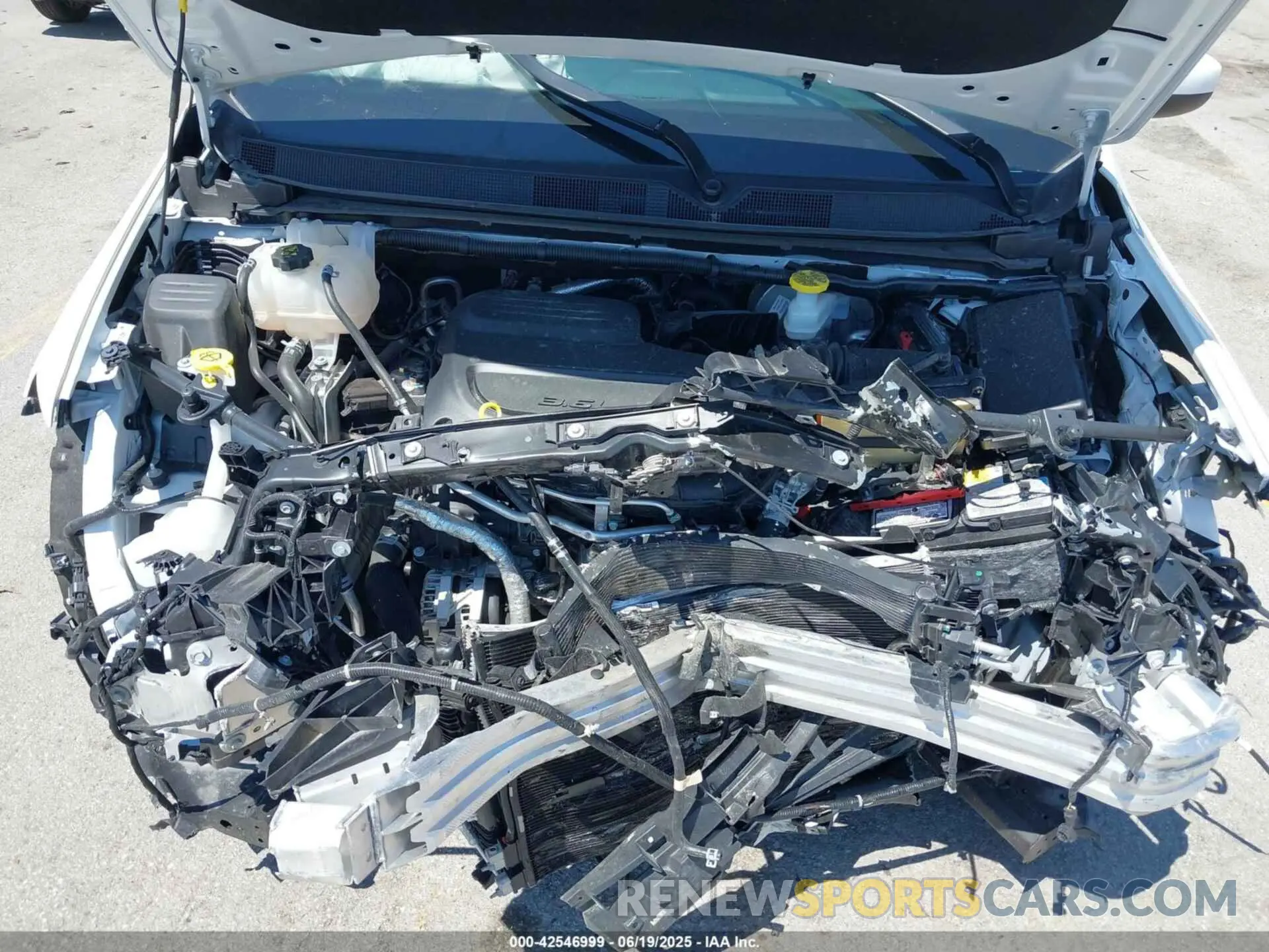10 Photograph of a damaged car 2C4RC1CGXPR537584 CHRYSLER VOYAGER 2023