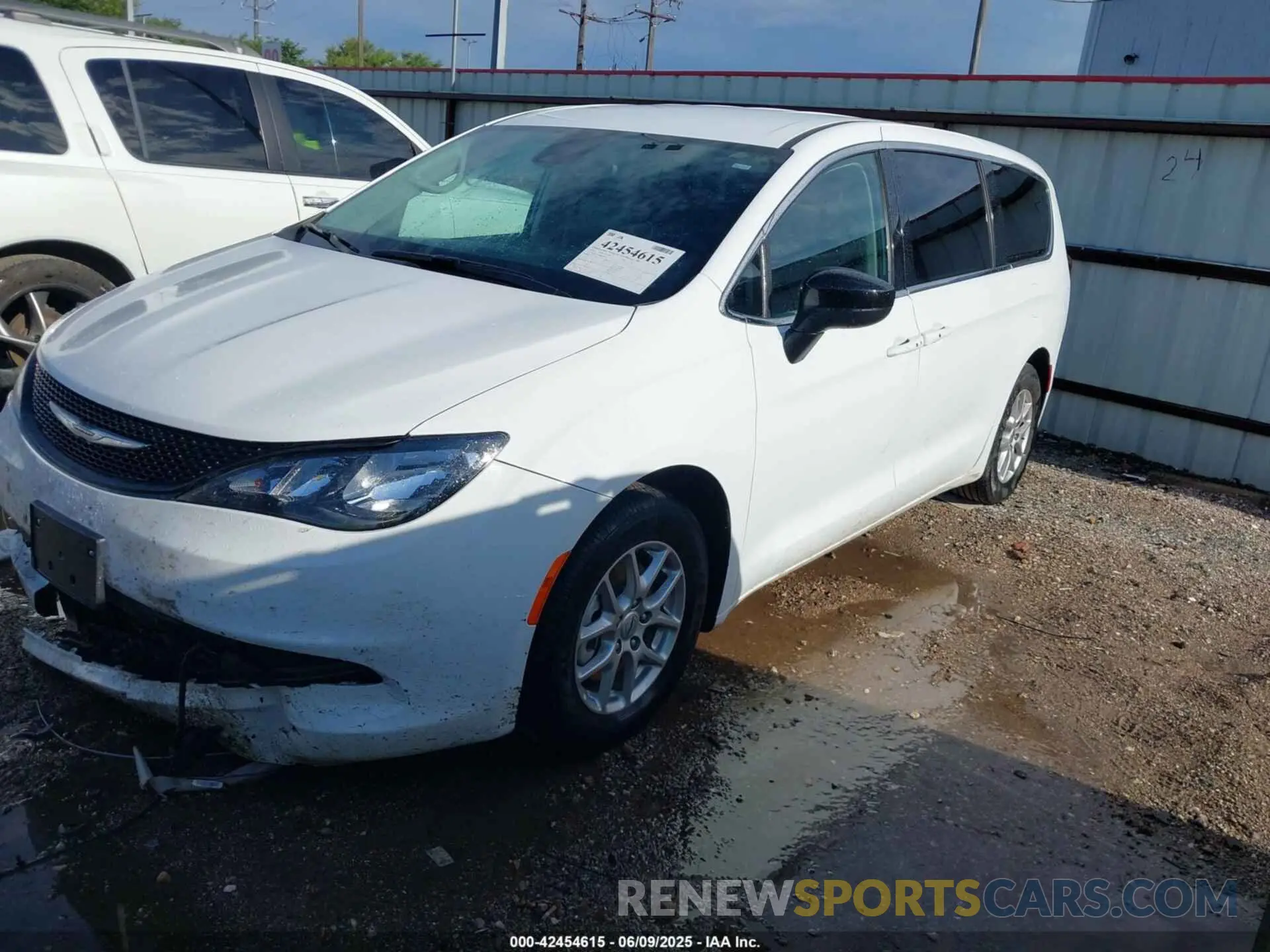 2 Photograph of a damaged car 2C4RC1CG0RR176918 CHRYSLER VOYAGER 2024