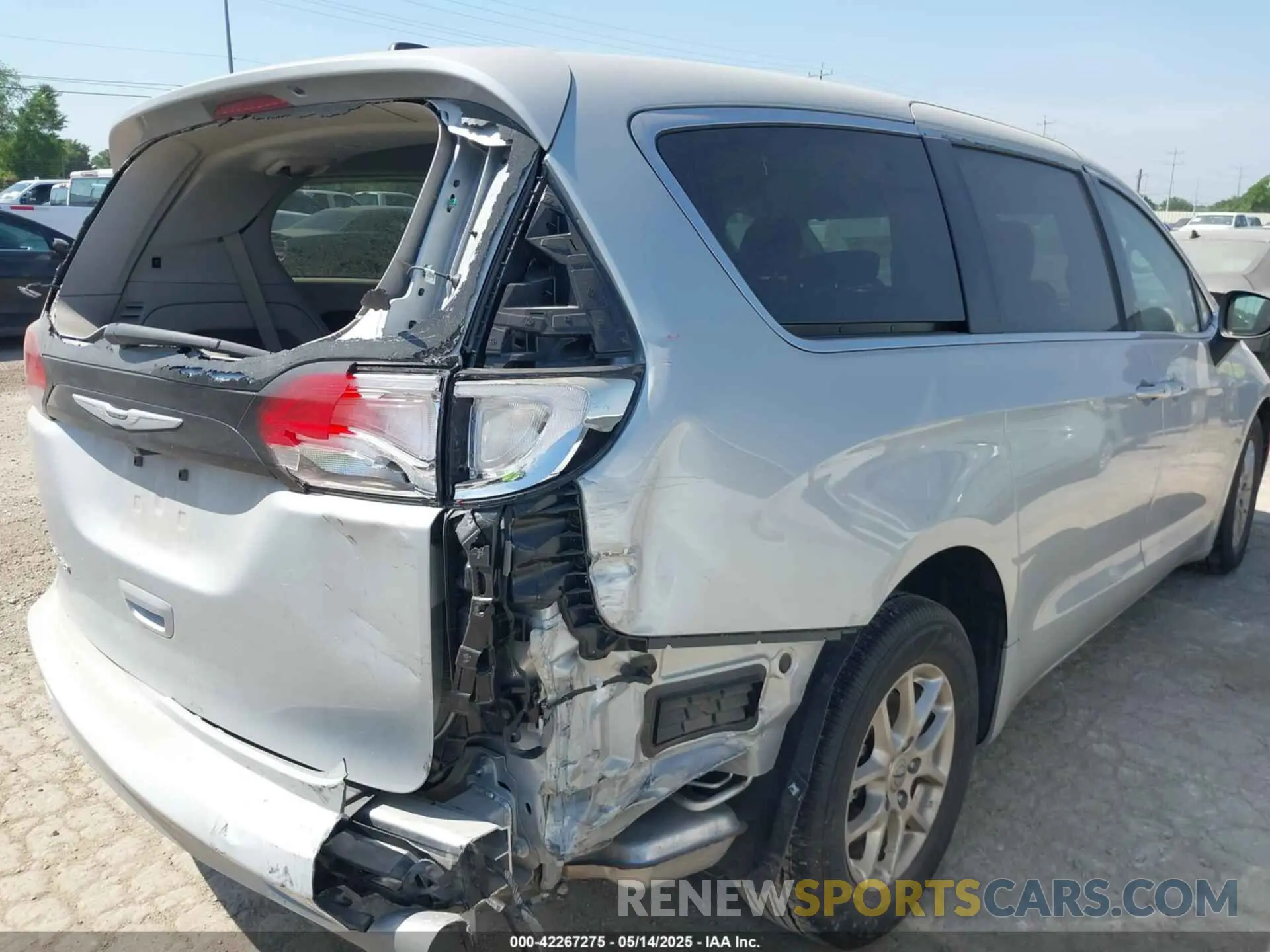 6 Фотография поврежденного автомобиля 2C4RC1CG4RR135885 CHRYSLER VOYAGER 2024