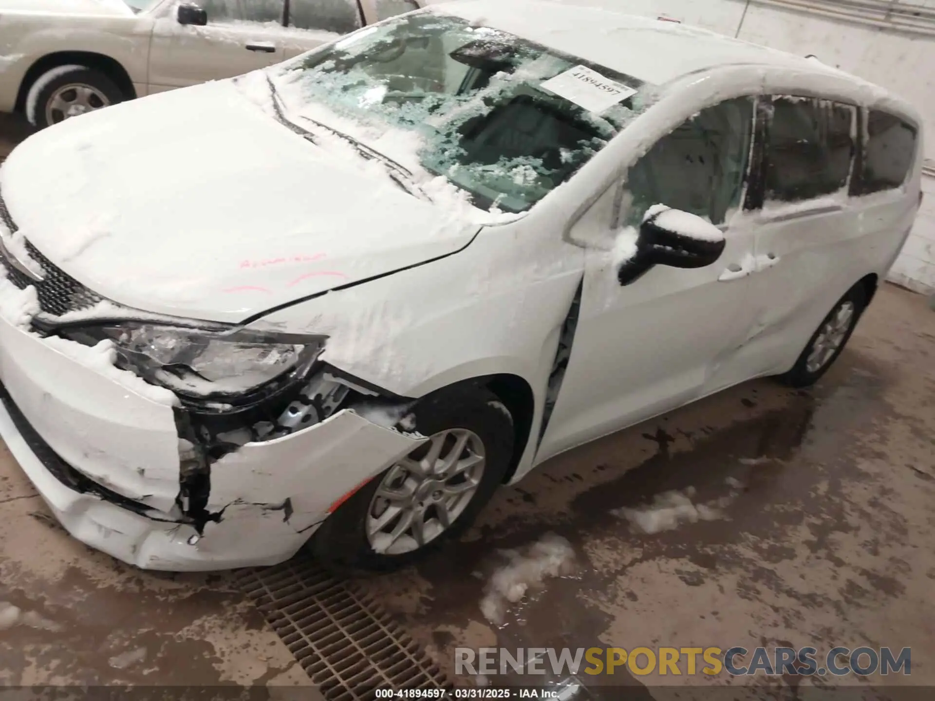 2 Photograph of a damaged car 2C4RC1CG6RR108087 CHRYSLER VOYAGER 2024