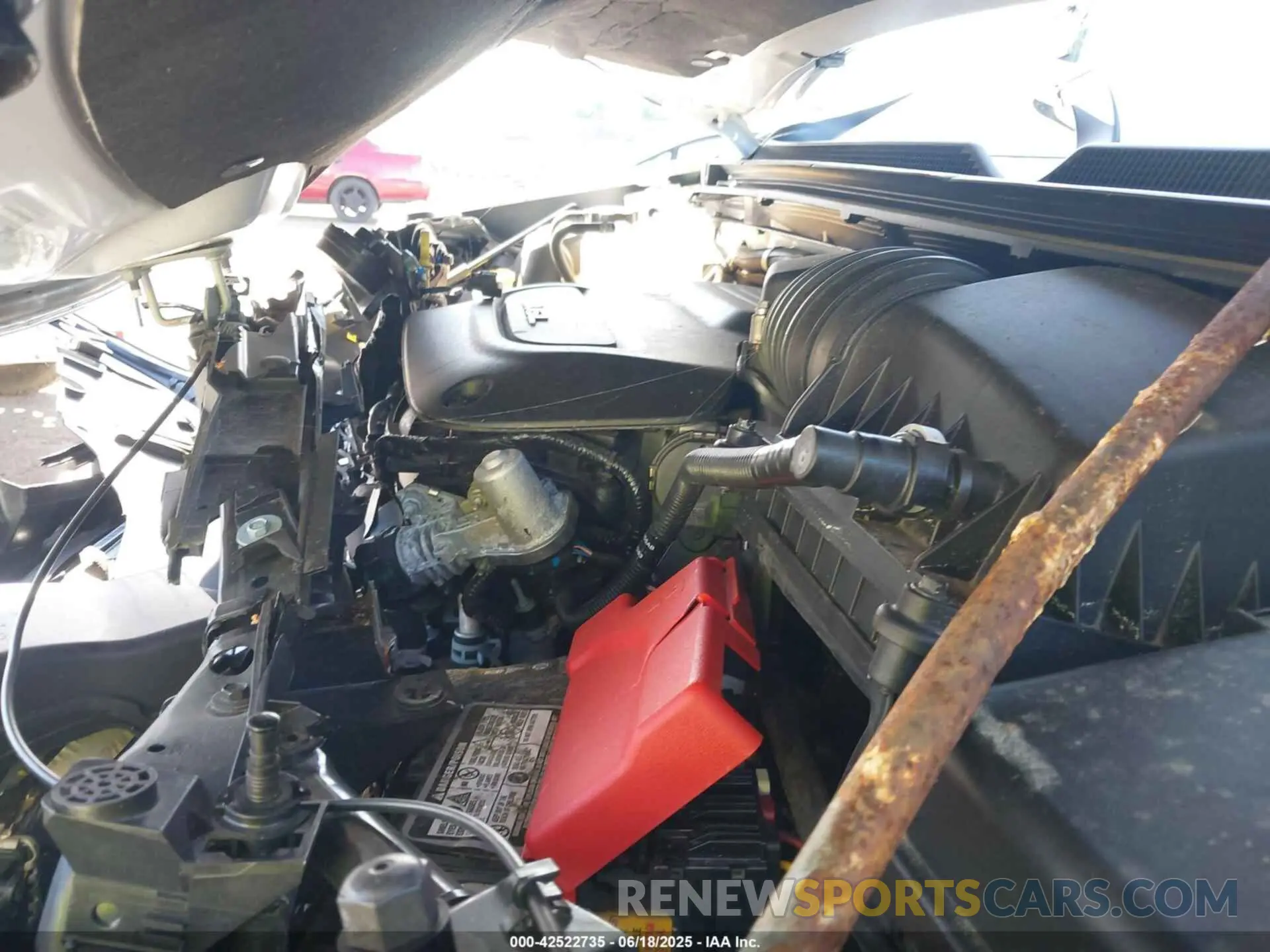 10 Photograph of a damaged car 2C4RC1CG8RR106731 CHRYSLER VOYAGER 2024