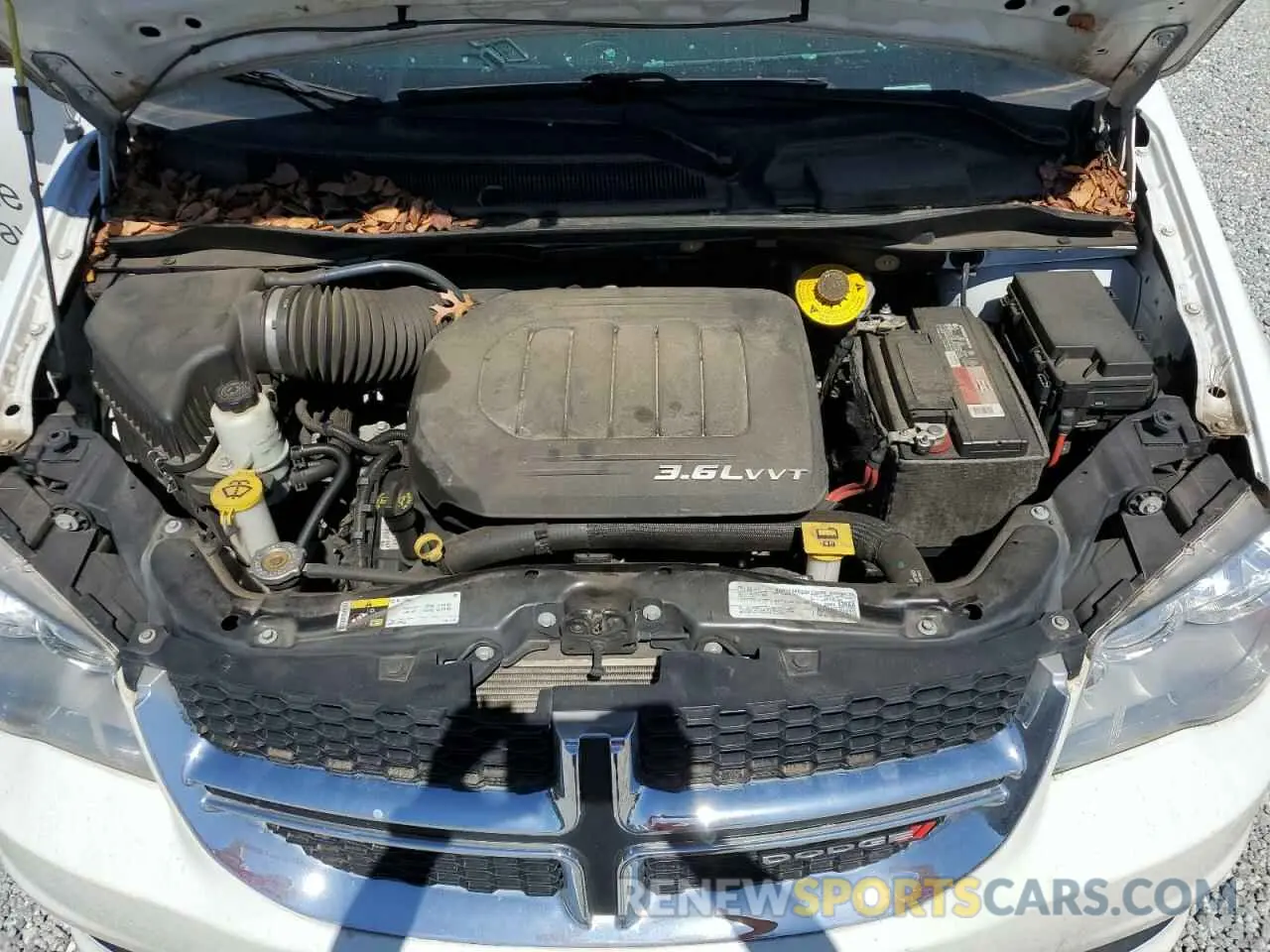 12 Photograph of a damaged car 2C4RDGBG0KR528211 DODGE CARAVAN 2019